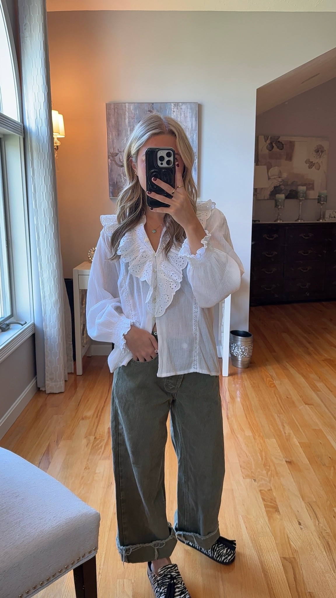 wearing a xxs in top, 23 in jeans ( this color way is from parkes collection last fall)

#LTKU #LTKSeasonal #LTKootd