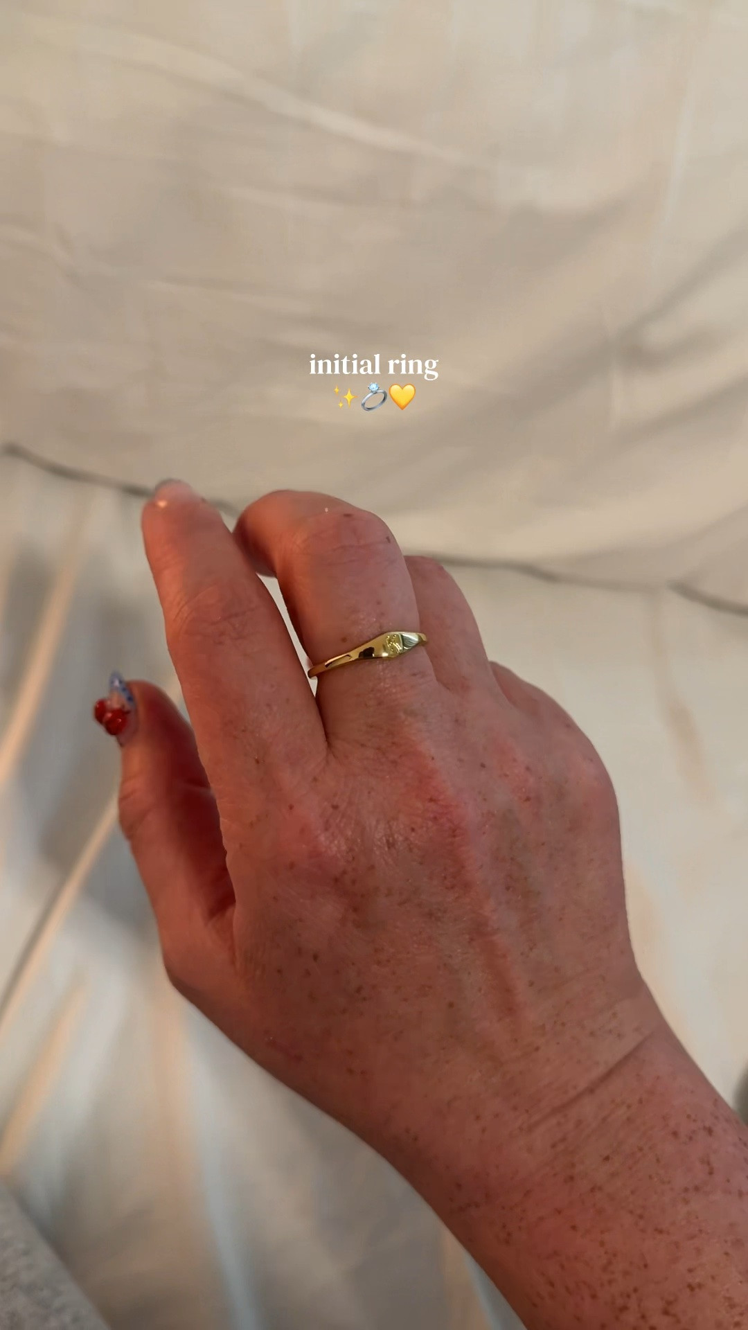 Initial ring 

Dainty jewelry, ring stack, minimalist jewelry

#LTKootd