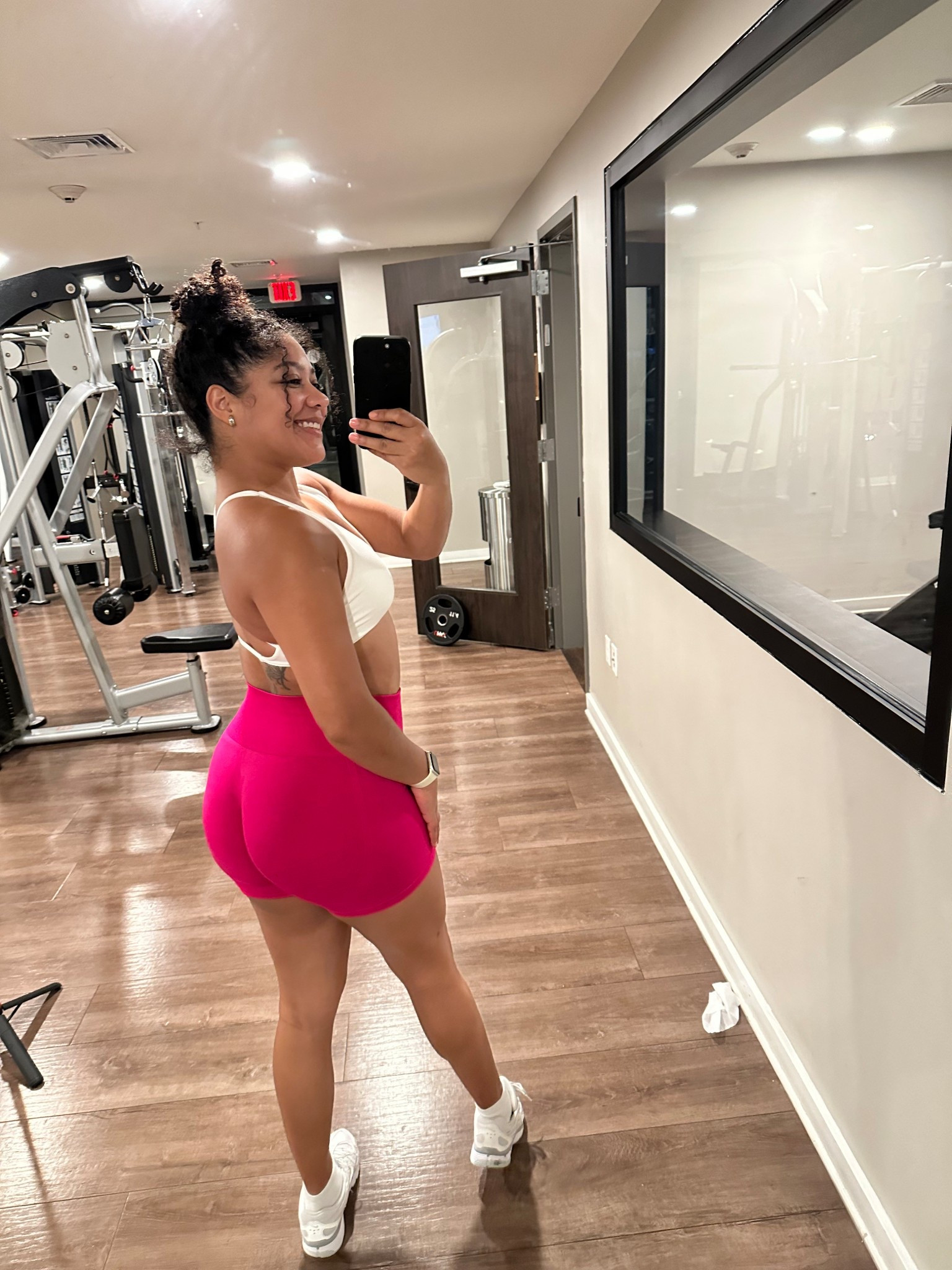 These shorts are perfect for leg day! They come in the cutest colors ❤️💕💗