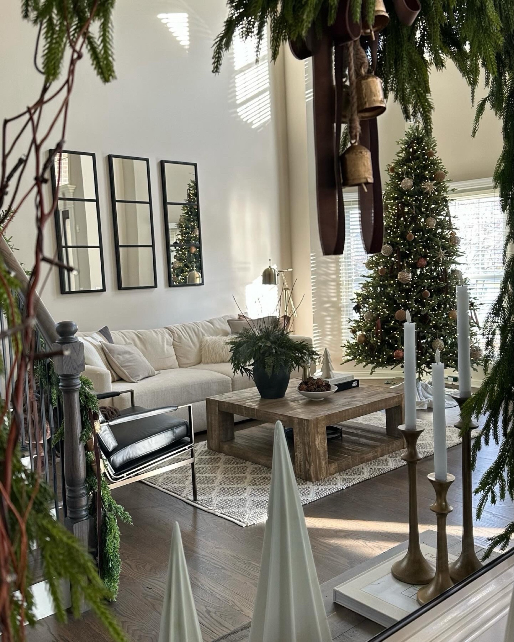 I love my holiday living room this year. 

#LTKhome #LTKHoliday #LTKSeasonal