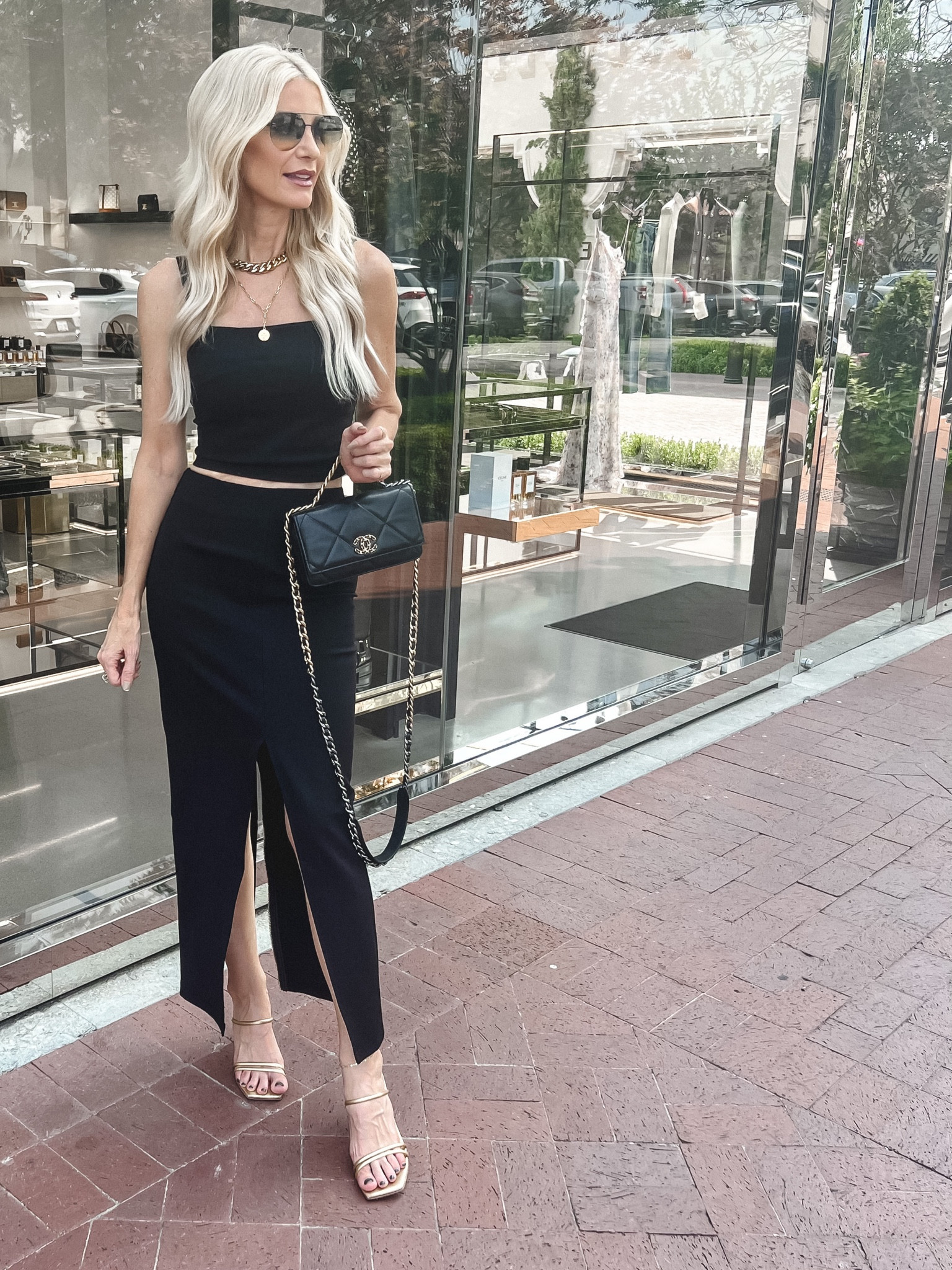 BLACK + GOLD = A GLAMOROUS & ELEGANT combo that works every time!  || Thank you @karenmillen for always having the most timeless and tastefully sexy pieces that will stand the test of time! This black midi skirt and top come as a set and is on SALE now making it a crazy good deal!  I’m obsessed with gold zipper detailing making this 2 piece set quite the head-turner.  It runs tts, I’m wearing an XS in both pieces. Use HEATHER20 for 20% off your order!  #MyKm #karenmillen #ad




#LTKsalealert #LTKstyletip #LTKover40