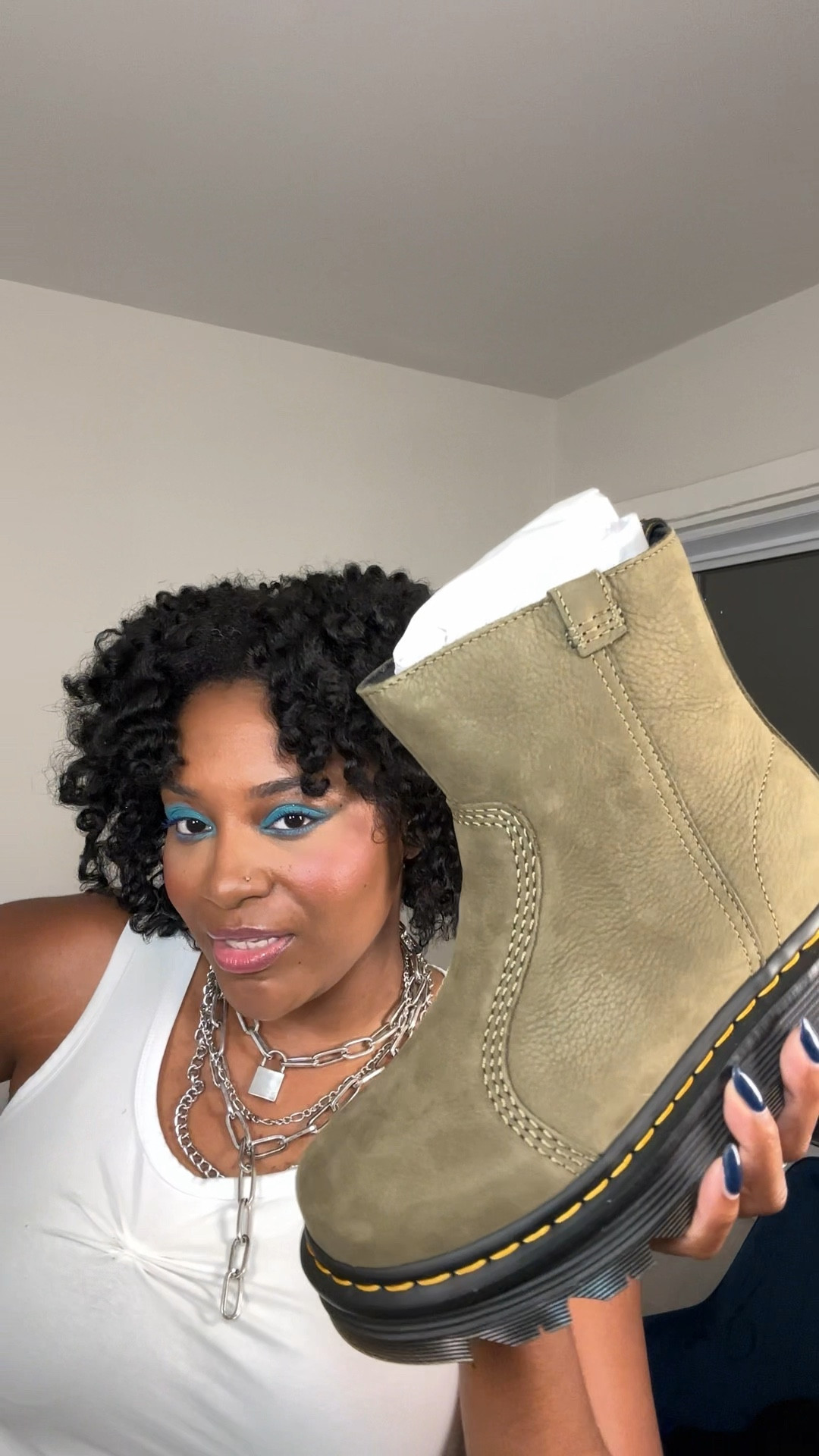 It’s not fall unless I add some new Dr. Martens to my collection! 🤌🏾

#LTKSeasonal #LTKShoeCrush #LTKStyleTip