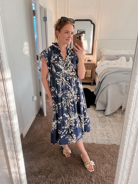Today’s summer dress for working from home! I got a small in this dress! 

#LTKSeasonal #LTKFindsUnder100 #LTKStyleTip