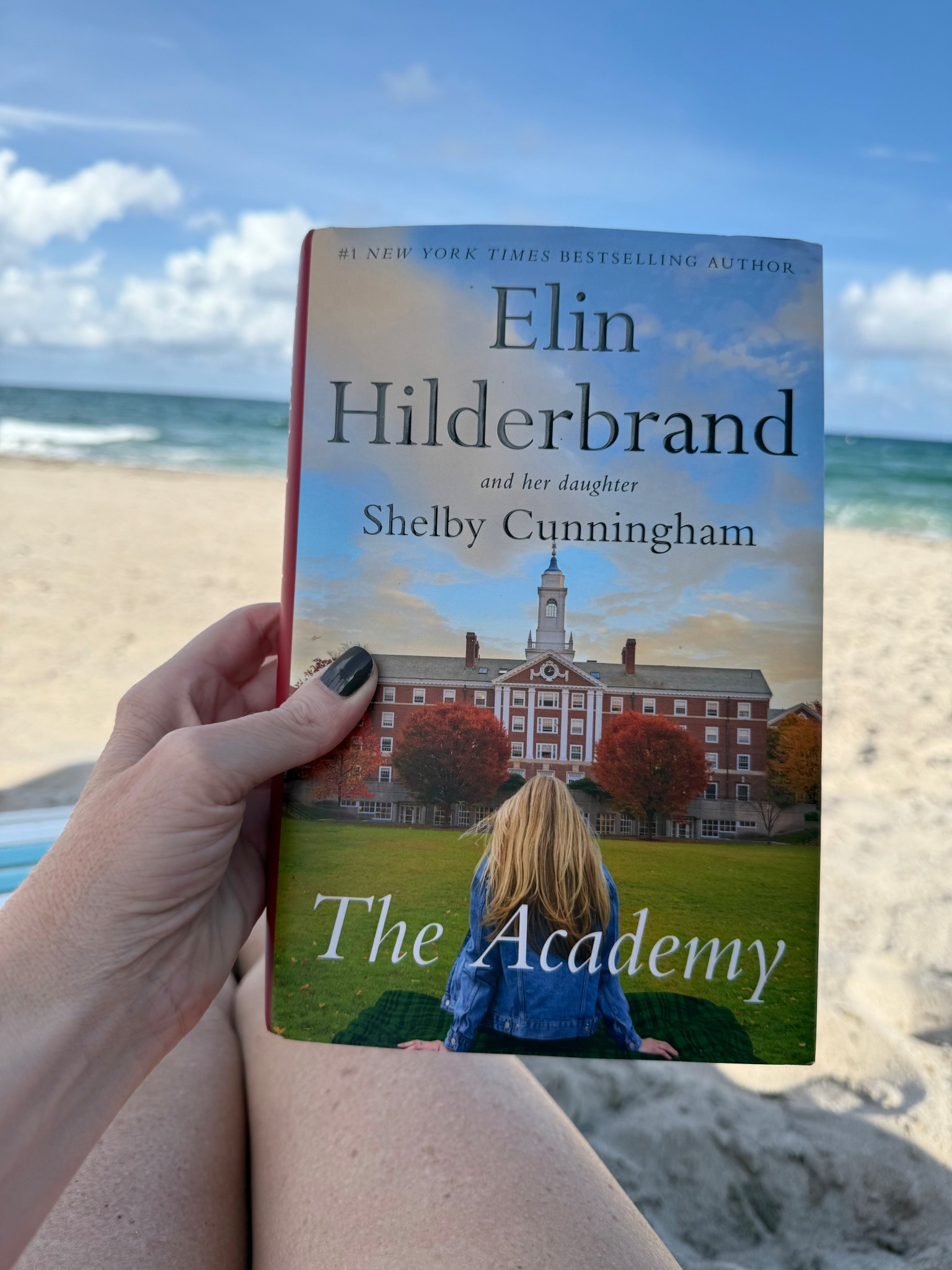 Best beach read! Love all of Elin Hilderbrand's books!📚

#LTKstorytime #LTKOver40 #LTKGiftGuide