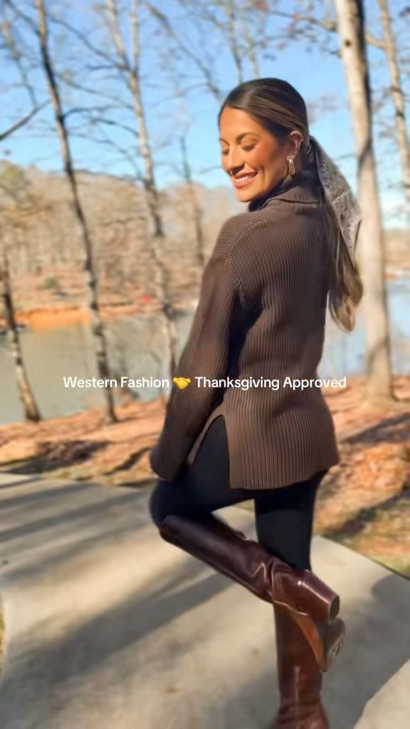 Stretchy pants approved OOTD 🦃