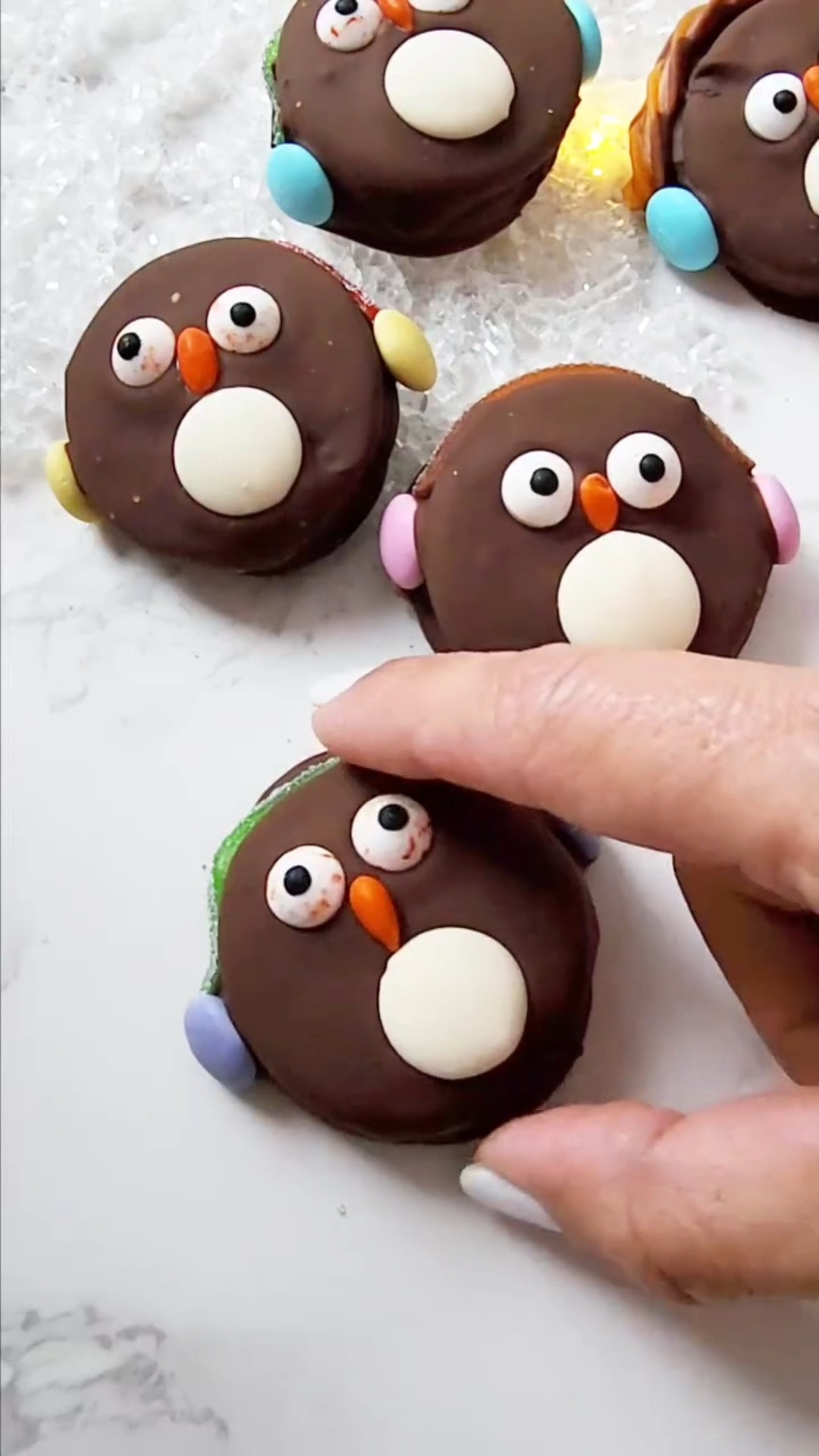 Create adorable Oreo Penguins this winter! 🐧❄️ Shop my favorite tools to make these fun and easy treats—perfect for holiday parties or family fun. 

 #LTKGiftGuide #LTKHoliday #LTKWatchNow