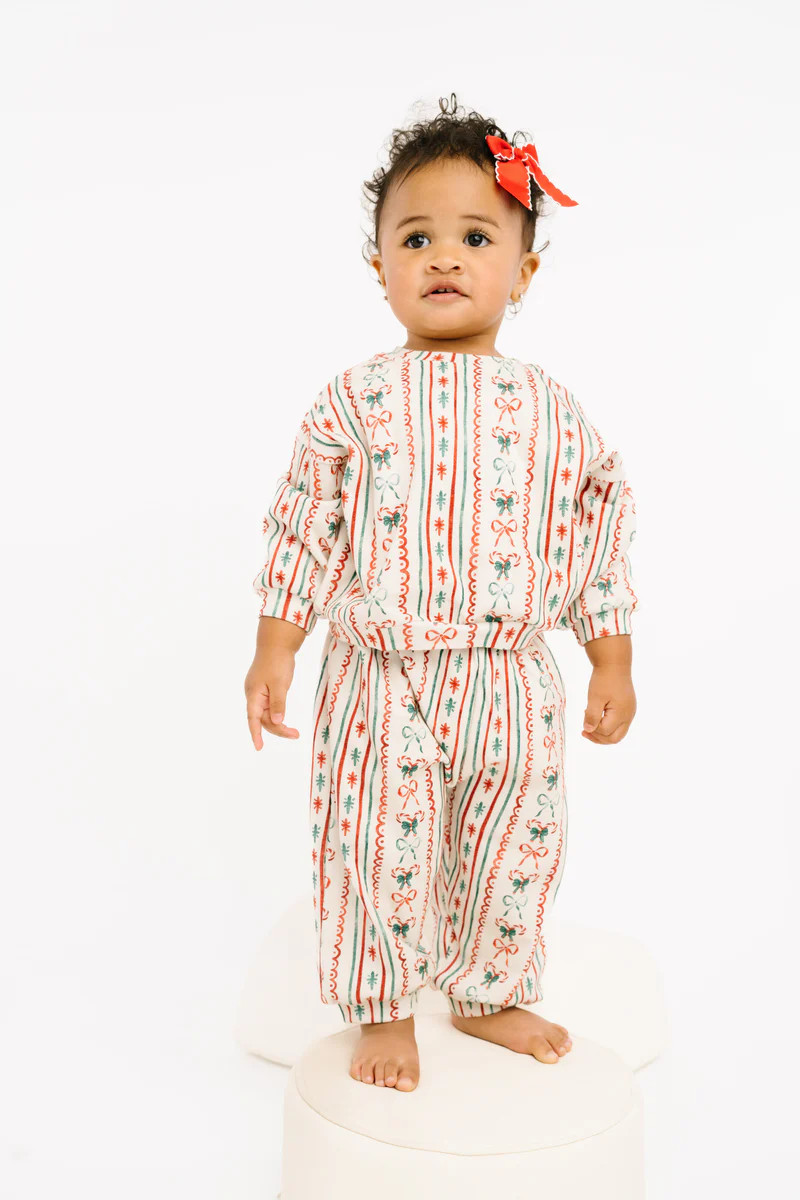 Christmas Dainty Bow Sweatsuit | Little One Shop Co