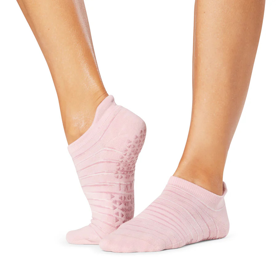Savvy Grip Socks | Tavi