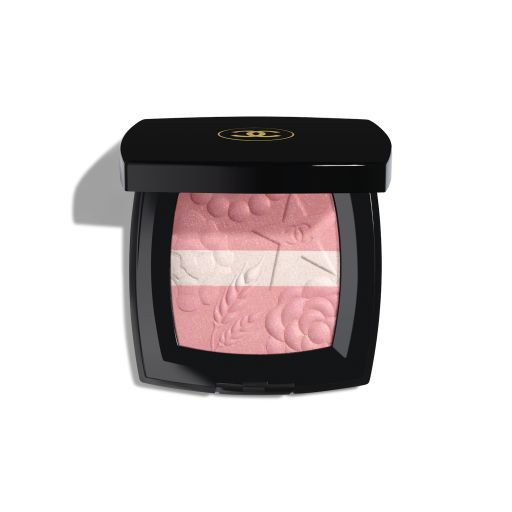 CHANEL LES SIGNES DE CHANEL Illuminating Powder Blush | Chanel, Inc. (US)