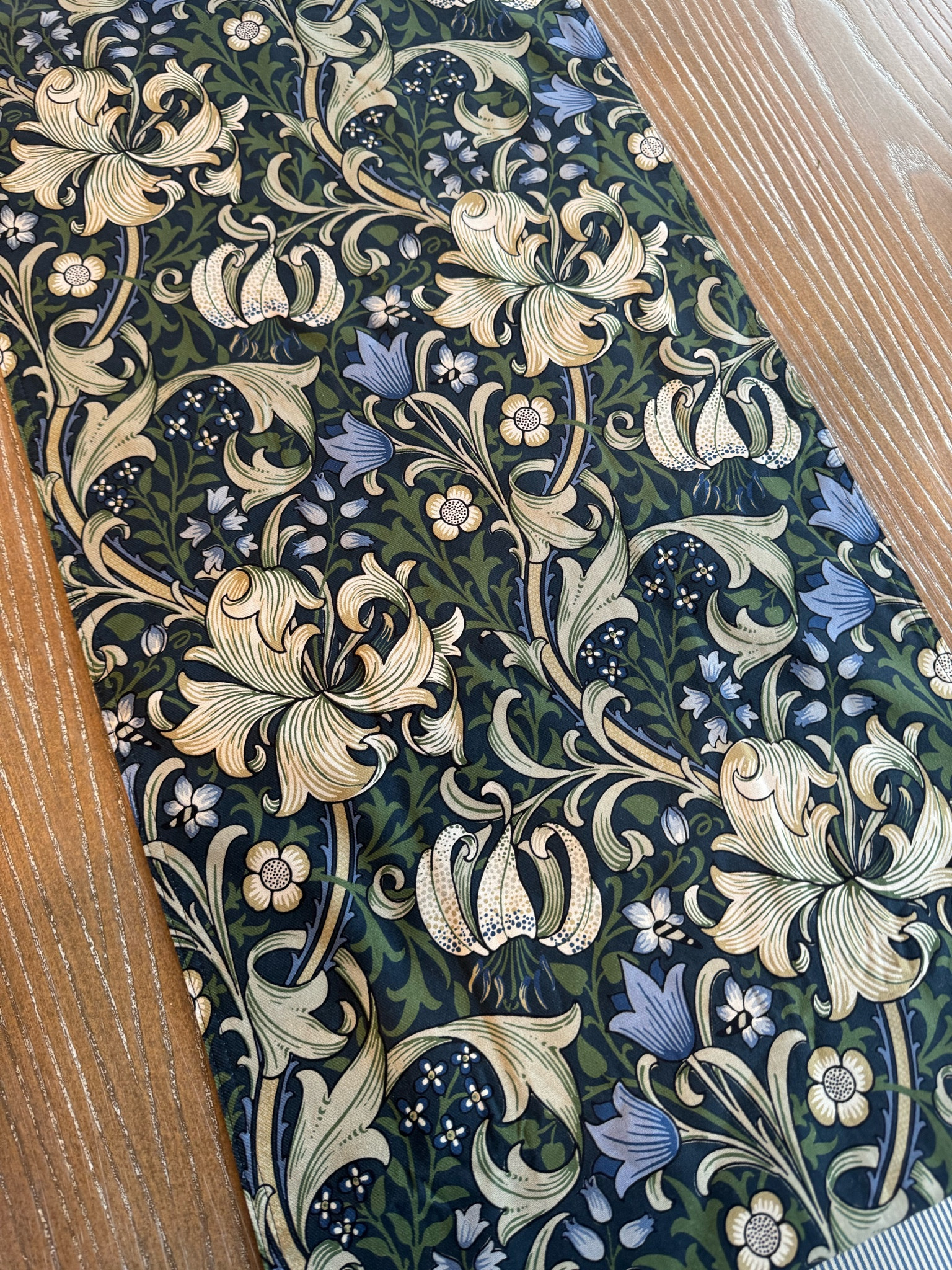 This Williams-Sonoma runner has been waiting for her moment to shine!

#LTKfindsunder100 #LTKhome