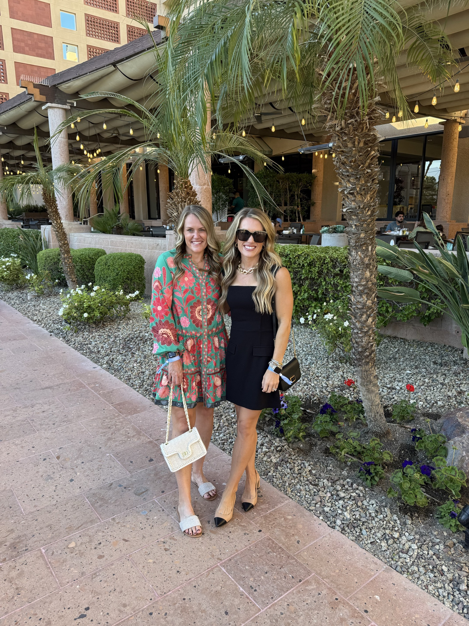 Fall dresses

fall outfit boho dress  black dress  fall fashion  mini dress  heels sandals  amazon fashion

#LTKFindsUnder50 #LTKSeasonal #LTKStyleTip