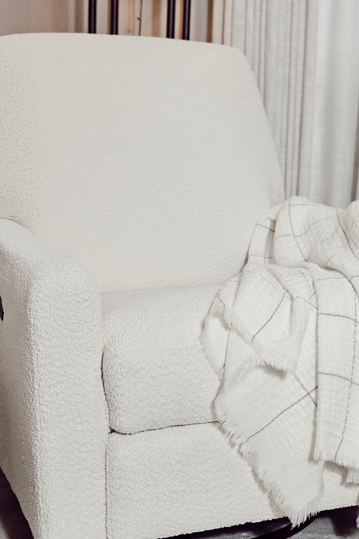 Mecedora y reclinable 

#LTKBaby #LTKHome