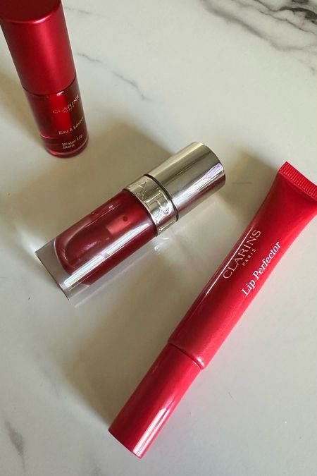 red lip 👄 energy 

#LTKbeauty #LTKover40