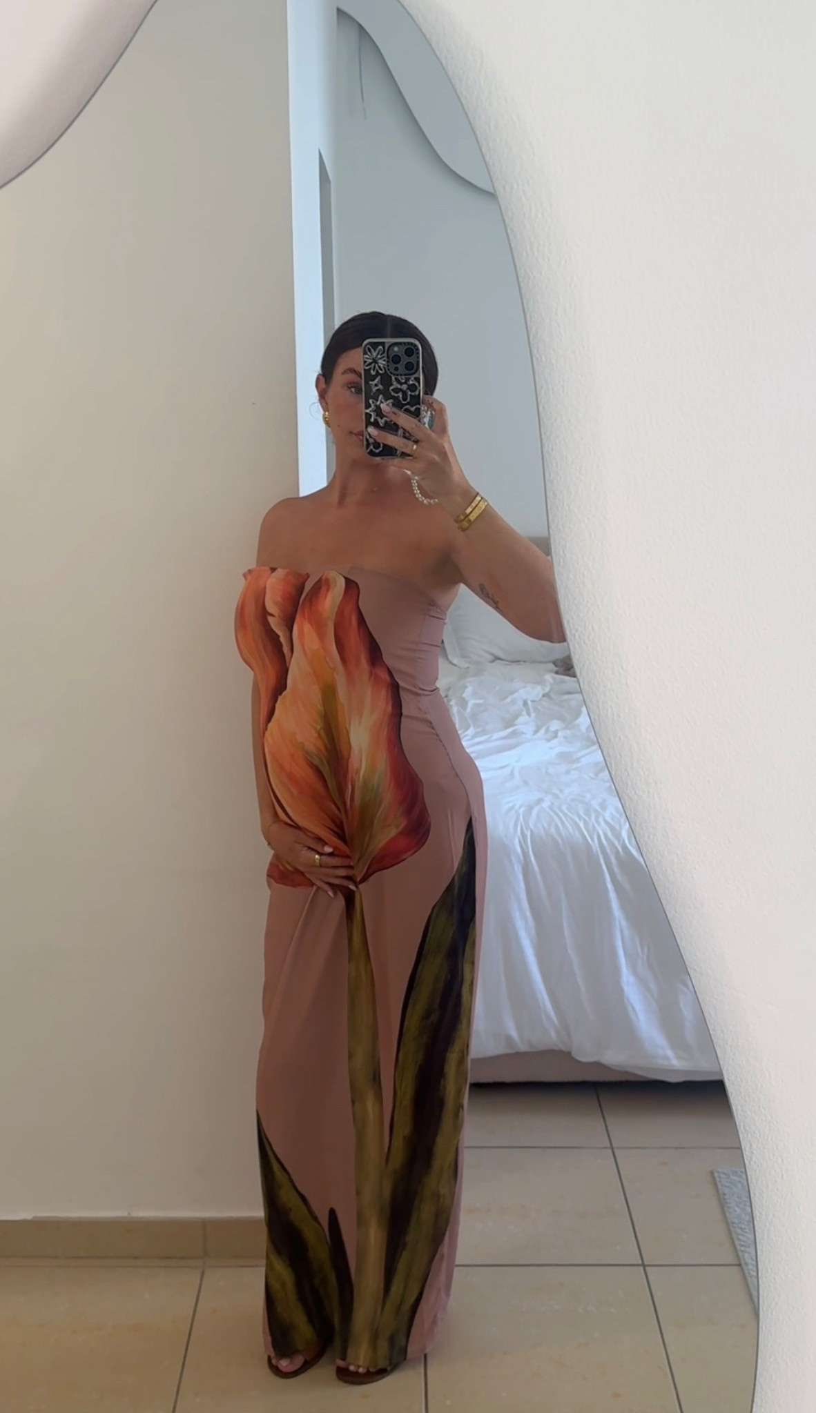 Not maternity but the perfect dress for bump!! I’m wearing a size 14 & 6 months pregnant here? Floral, bandeau, maxi

#LTKspring #LTKuk #LTKmaternity