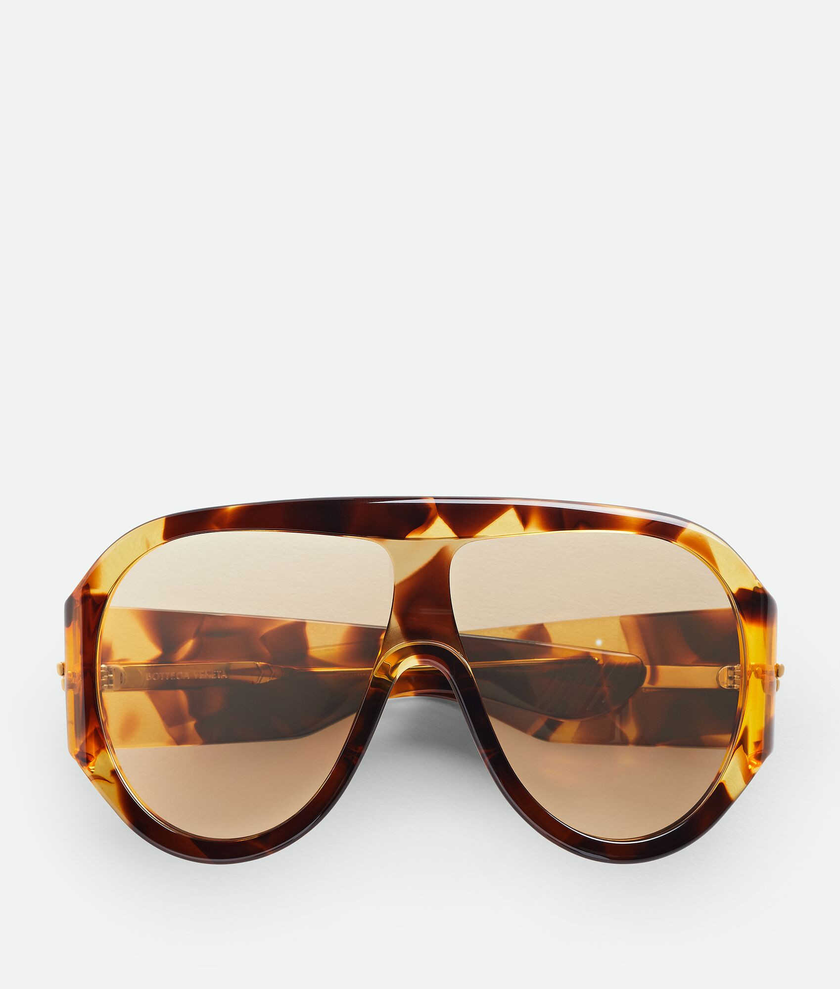 Bottega Veneta® Scudo Shield Sunglasses in Havana/brown. Shop online now. | Bottega Veneta