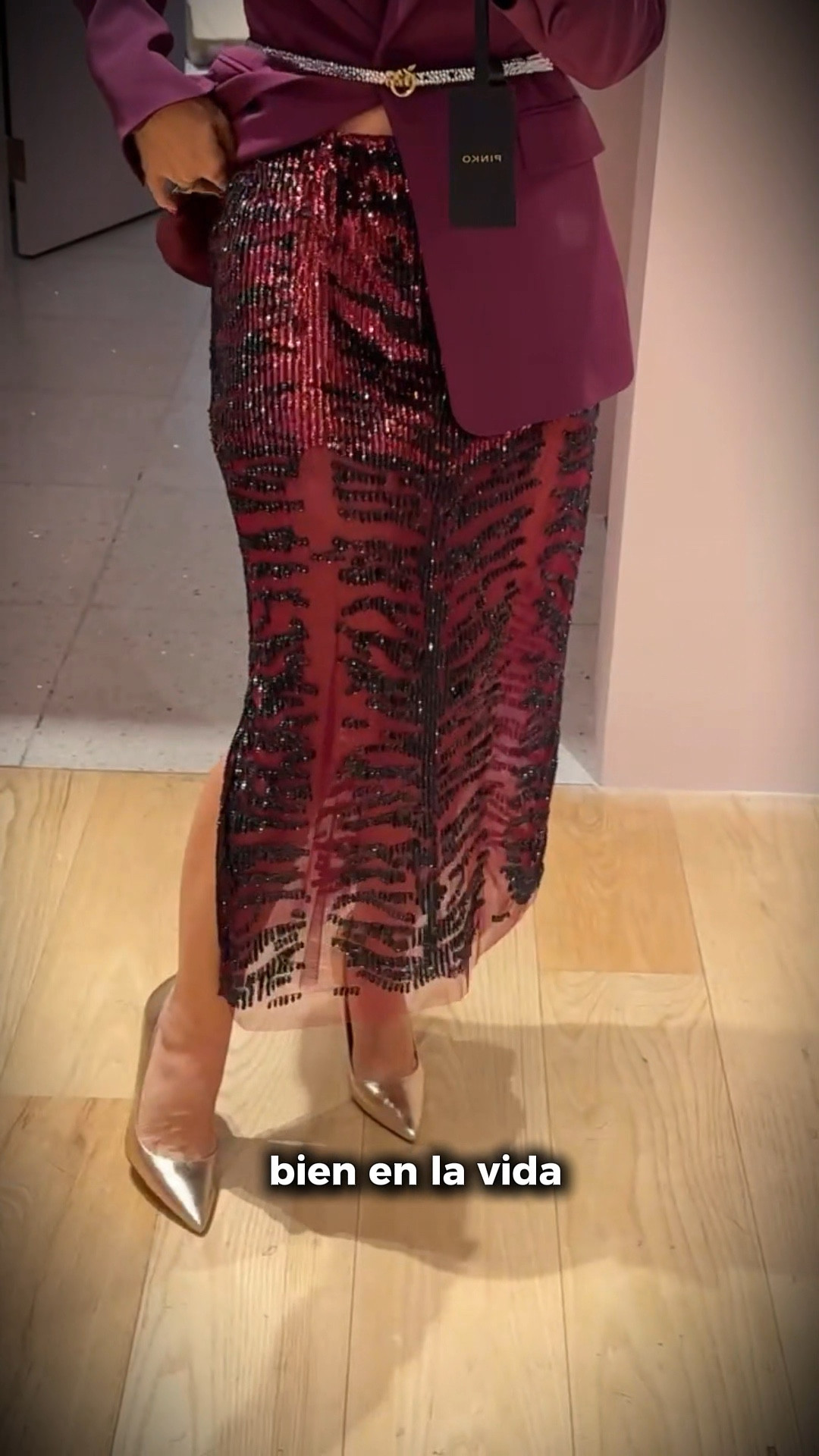 Vestida para Triunfar  🏆 Versión Pinko 

Look para Robar Miradas 
Transparencias y Poder! El Estilo con Actitud
  

#LTKHoliday #LTKStyleTip #LTKGiftGuide #LTKGiftGuide #LTKStyleTip #LTKItBag