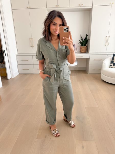 Wearing an xs petite length in utility jumpsuit, I rolled the bottom for a more relaxed look. Code AFNASREEN for an extra 15% off today 

#LTKstyletip #LTKsalealert #LTKfindsunder100