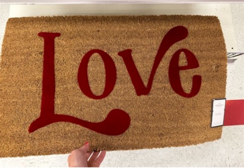 Valentine’s Doormat

#LTKMostLoved

Linked some great Valentine decor suggestions below. 

decor, holiday decor, home decor, Valentine’s decor, for the home, Target finds, doormat, loved, pillows, topiary, mugs, Valentine mugs, 


#LTKfindsunder50 #LTKhome #LTKSeasonal