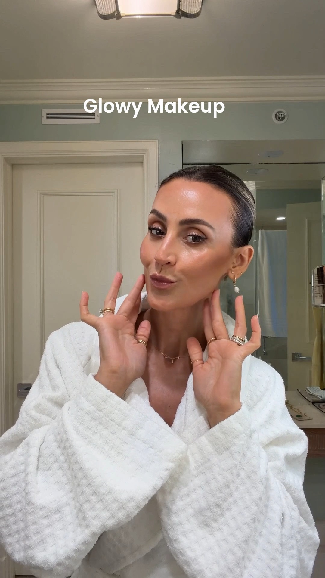 My glowy dinner makeup! 
Using merit uniform tinted moisturizer 20
Hourglass sienna 
Tarte bronzer 
Gucci bronzer 4
Saint Laurent lipstick nude 
Dior universal palette 4

#LTKgrwm #LTKOver40 #LTKBeauty