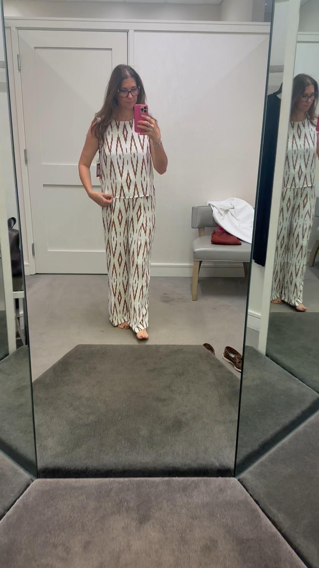 Love this set!  Super comfortable and on sale!  Will be great for UT game days in the fall. Separates so completely versatile with elastic waist on pants. 5’11” for reference on length of pants 

#LTKFindsUnder100 #LTKOver40 #LTKWorkwear