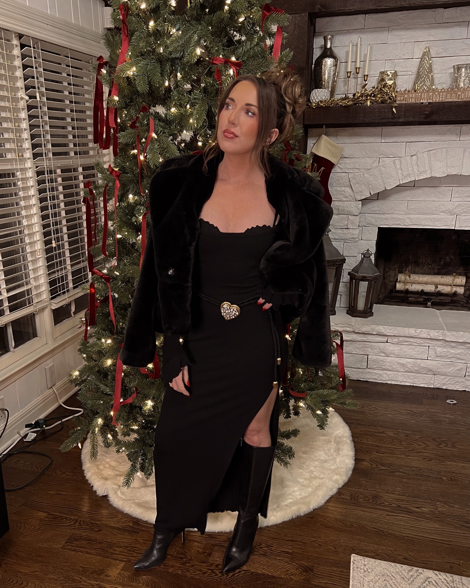 You can’t go wrong with a black maxi dress, knee high boots, and a faux fur coat!

#LTKHoliday #LTKootd