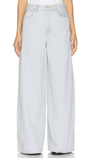 ДЖИНСЫ NOLAN | Revolve Clothing (Global)