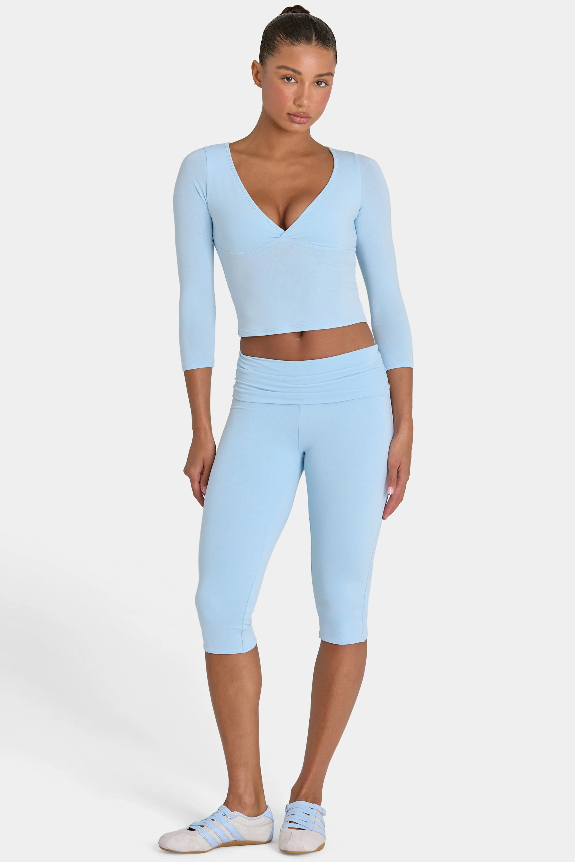 ButterCloud\u2122 Capri Leggings in Sky | Bo+Tee