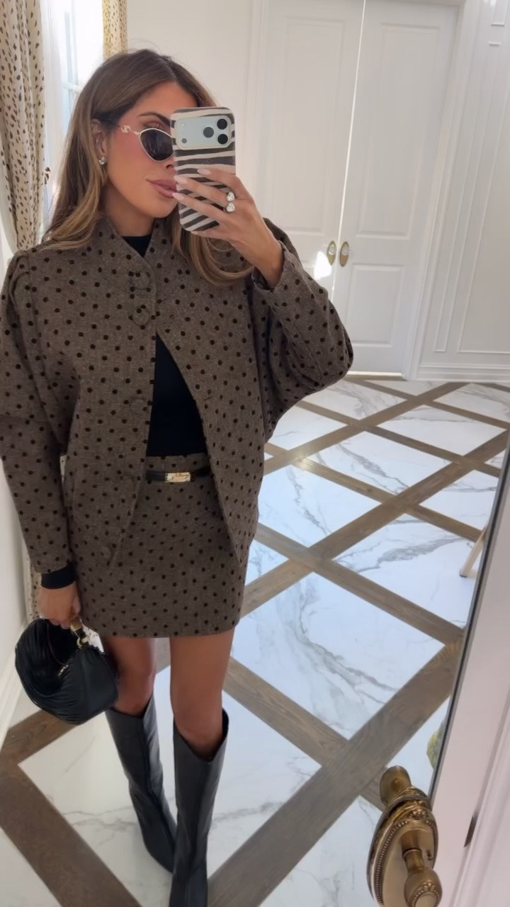 I’m obsessed! How cute is this set! I’m wearing a small skirt and XS in the top!

Shopbop fashion, Fall fashion hauls, Fall outfits women, Fall photoshoot outfits, Fall sets, Matching sets, Fall boots, Fall shoes, Business casual workwear, Date night outfits, Gemme Beauty, Emily Gemma