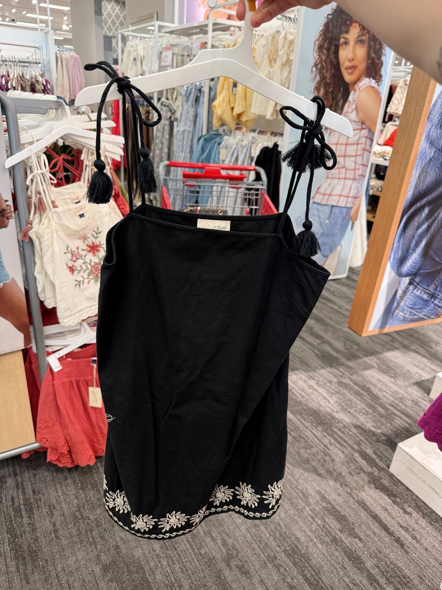Universal Thread dress

#LTKSeasonal #LTKmomlife #LTKootd