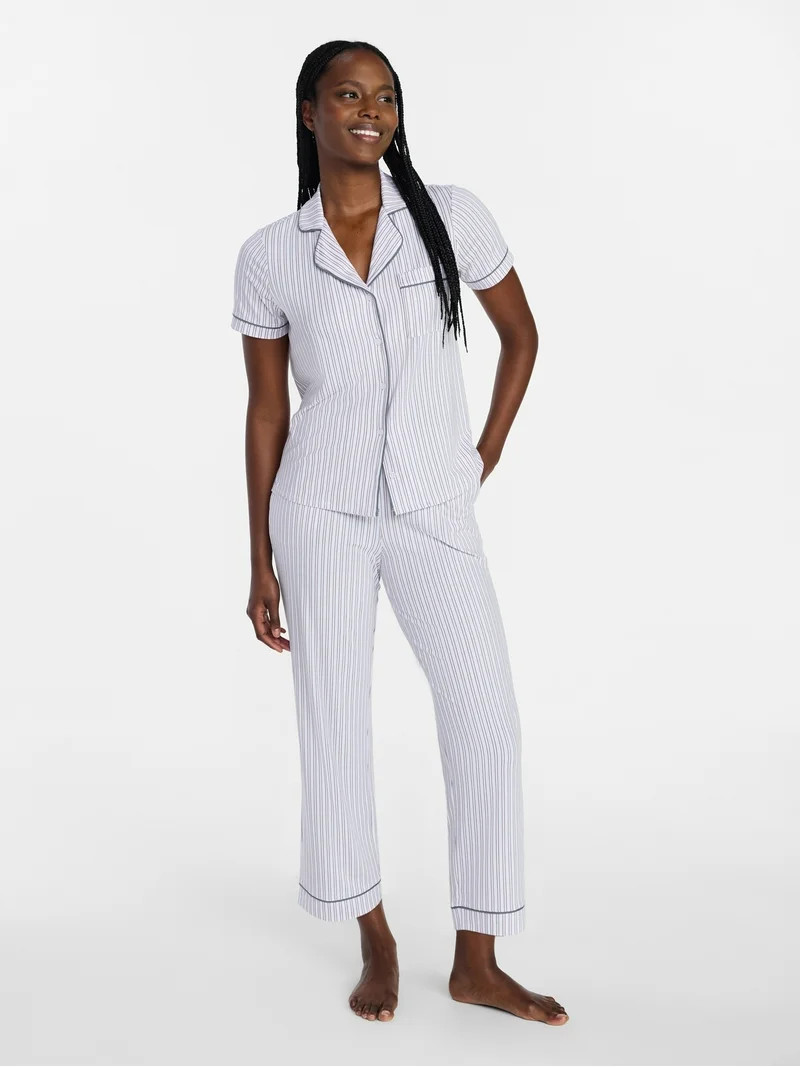 Joyspun Women's Dreamy Soft Collection Notch Knit Top and Capri Pants Pajama Set, 2-Piece, Sizes ... | Walmart (US)