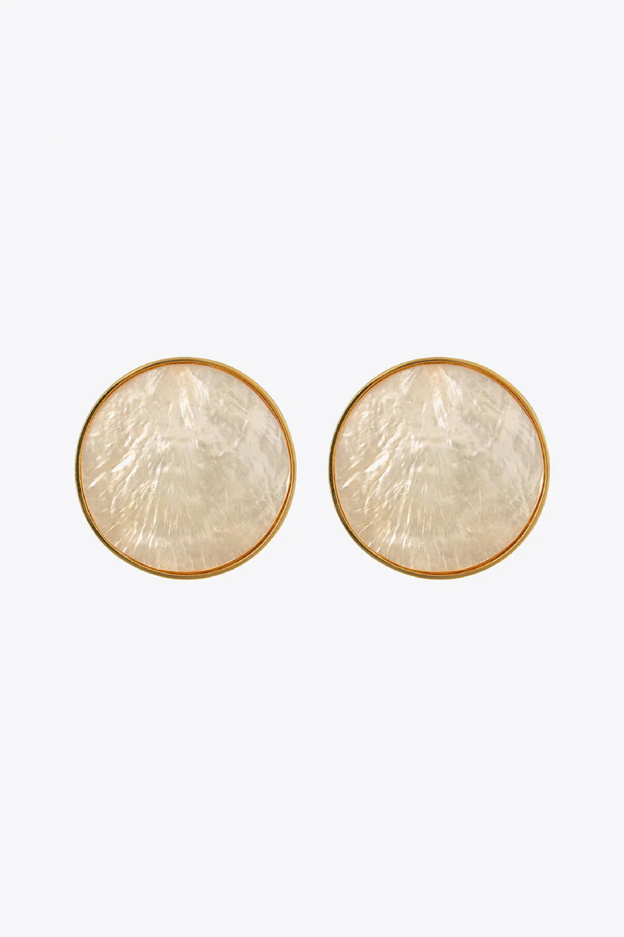 Bezel Set Shell Earring | COUPER