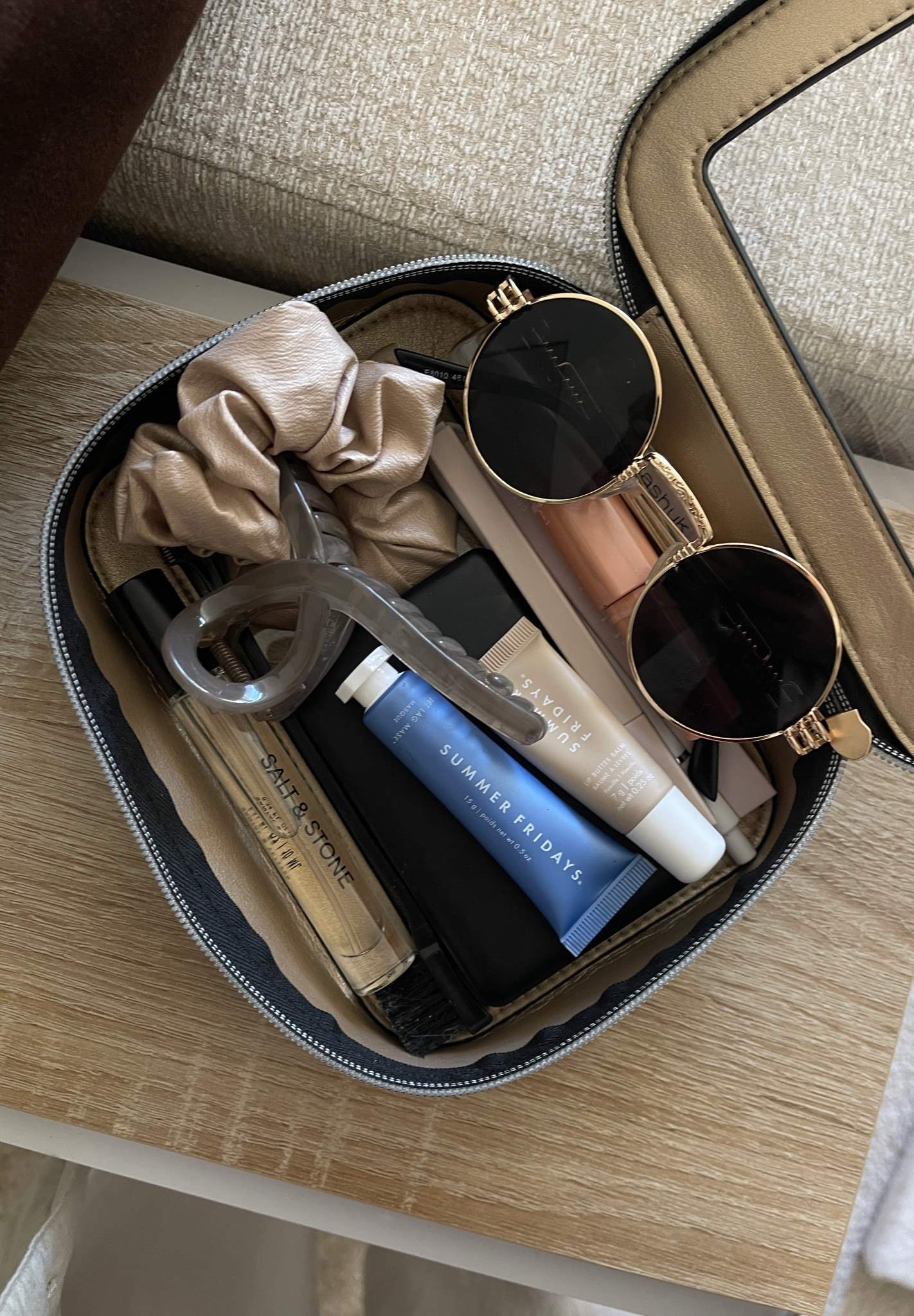 ASO: IG stories
|
Pack it and forget it! Girlies on the go get it 💁🏼‍♀️

#LTKTravel #LTKGiftGuide #LTKStyleTip