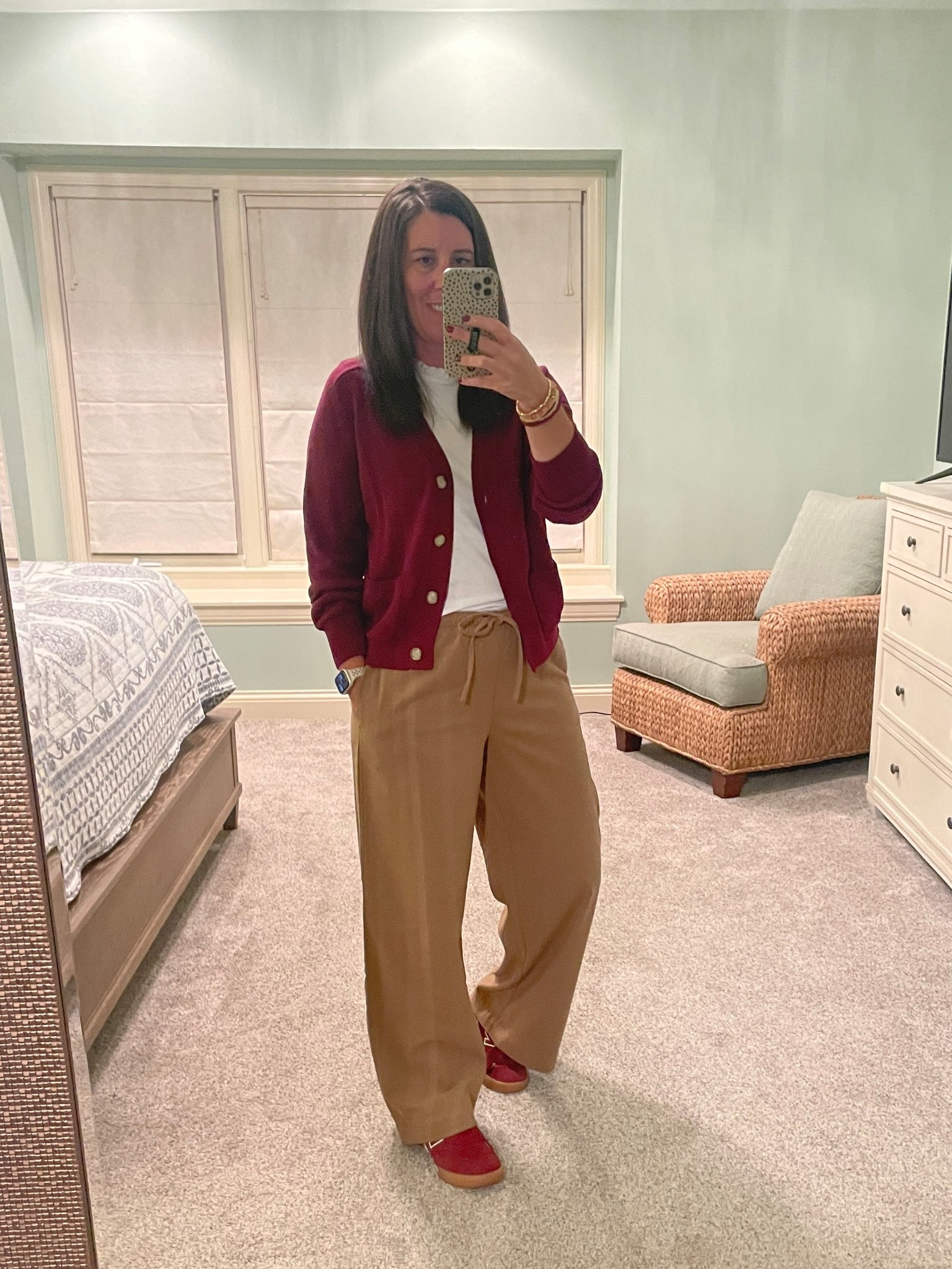 Love a cute athletic shoe for the office 

Cardi- tts small
Tank- size up
Pants: tts medium
Shoes: tts

#LTKWorkwear #LTKOver40 #LTKShoeCrush