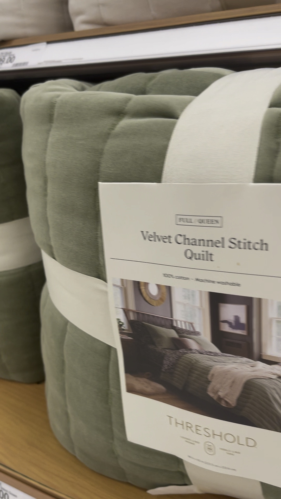 Have you seen Target’s new fall bedding collection?! 😍

These are the Threshold Channel Stitch Velvet Quilts!


#LTKSeasonal #LTKHoliday #LTKhome