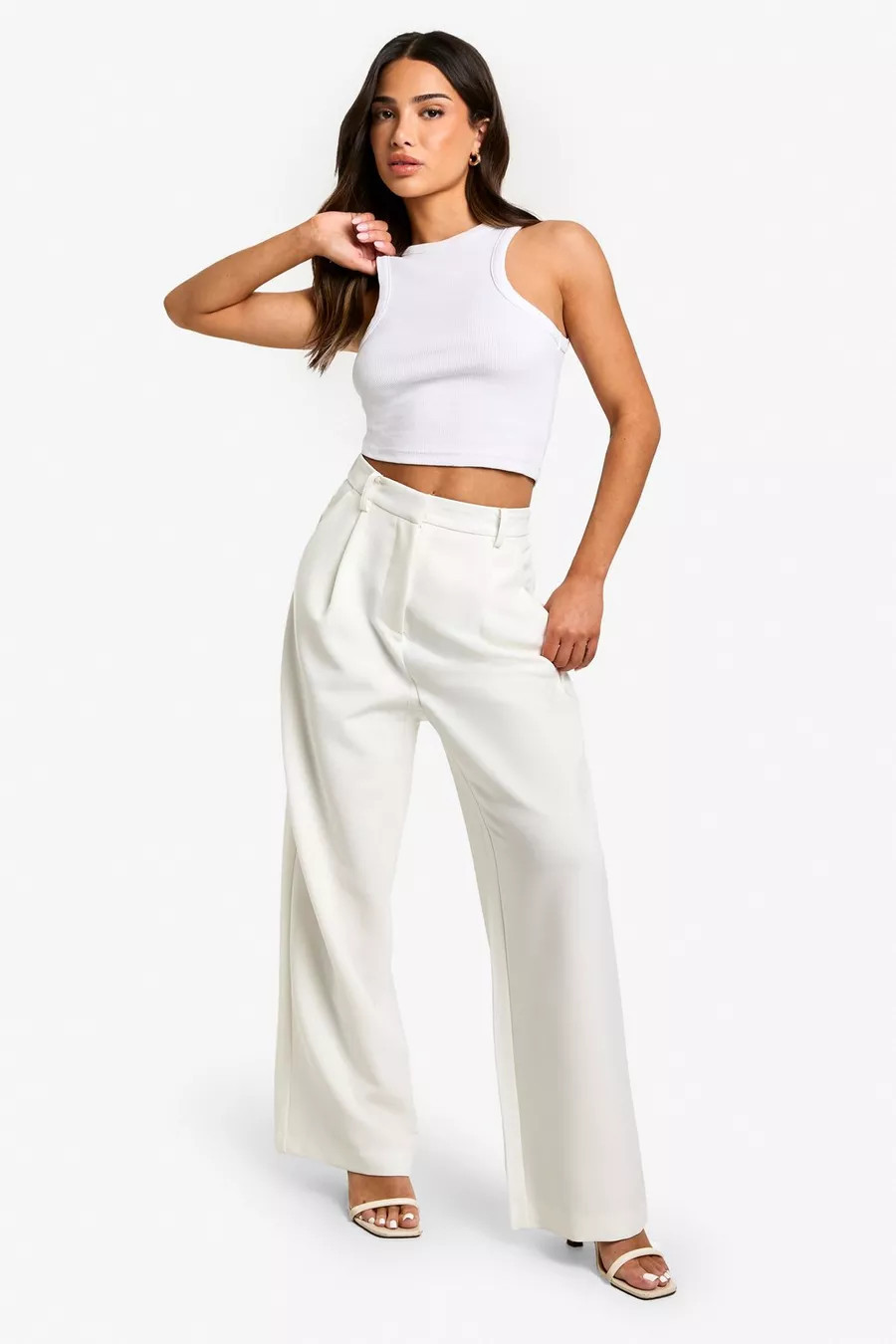 Petite Essential Wide Leg Trouser | Nasty Gal US