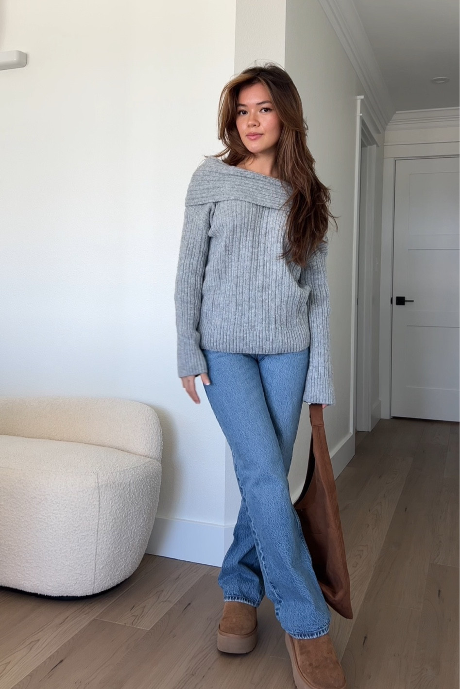 fall outfit idea.  high rise loose jean “medium wash” 24 R 🍁 #fallstyle #falloutfit  

#LTKStyleTip #LTKSeasonal