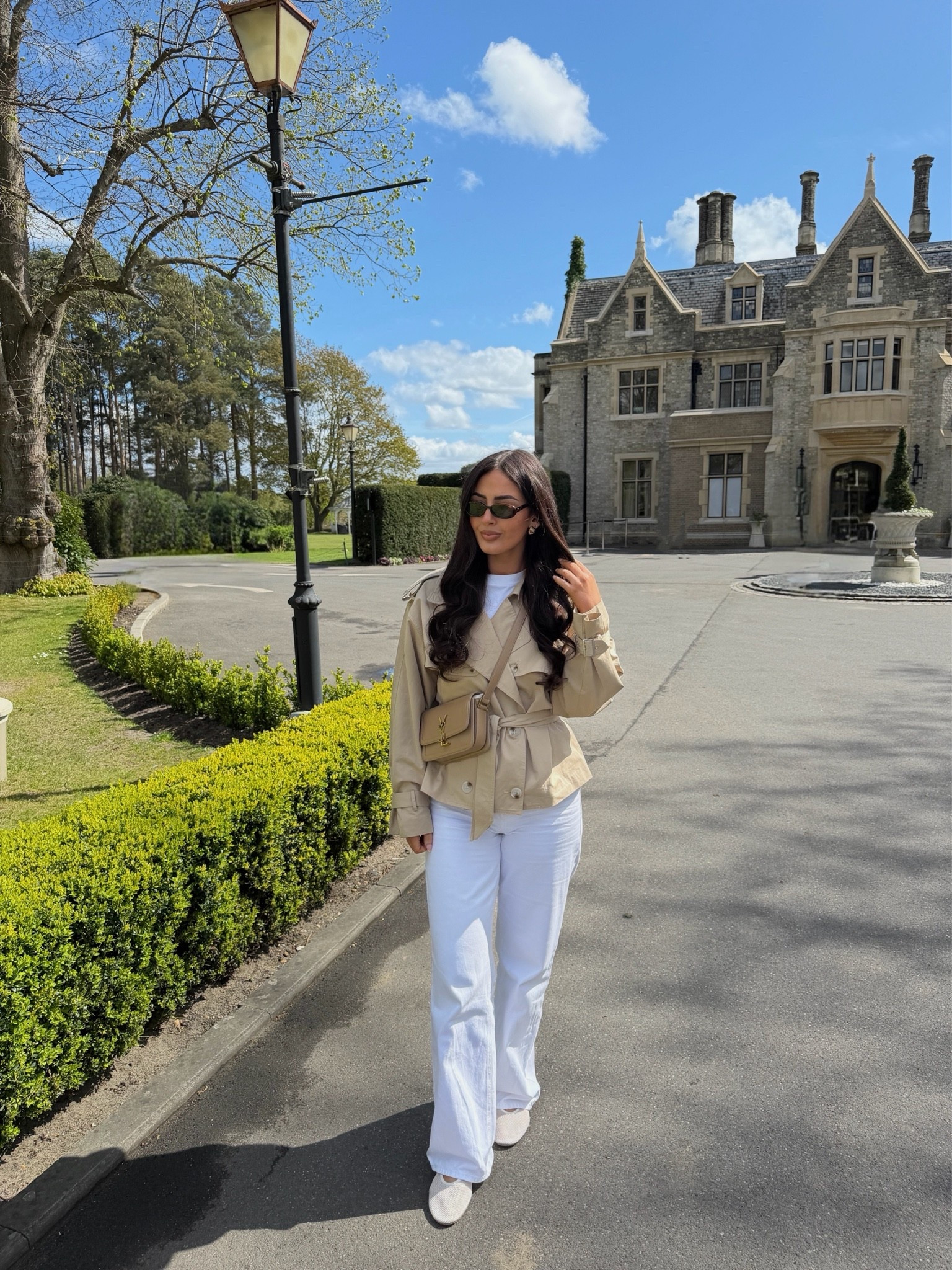 I wear a size S in the jacket & size 10 in the jeans 🤍

Trench coat, spring jacket, cropped trench, white jeans, ballet flats, spring flats, summer flats, spring shoes, spring outfits, PLT jacket, COS t-shirt

#LTKuk #LTKspring #LTKsummer