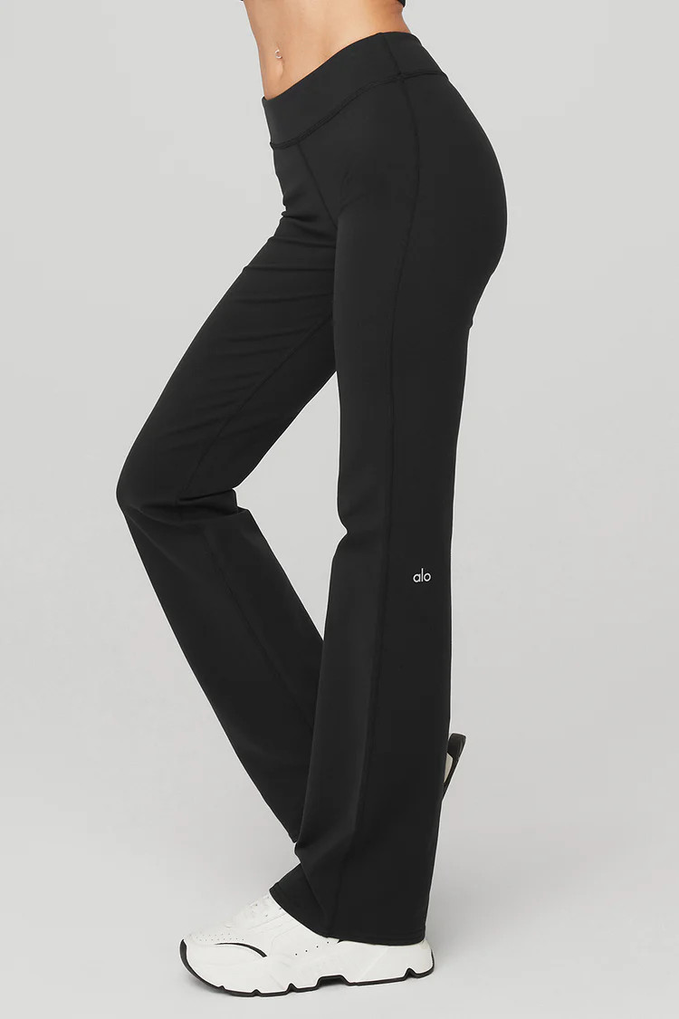 Airbrush Low-Rise Bootcut Legging | Alo Yoga (US)
