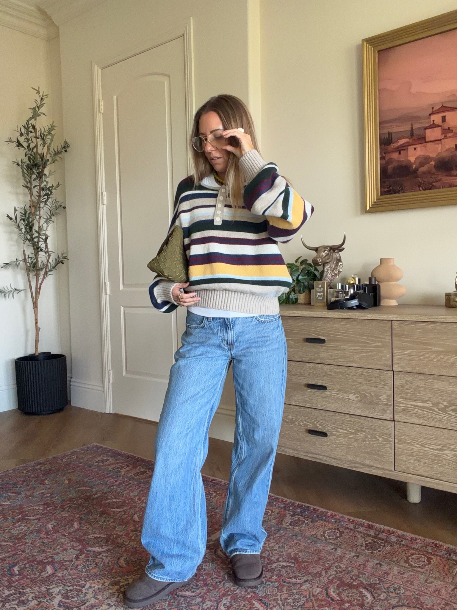 Todays outfit
Abercrombie striped sweater size xs
Amazon Bra tank size xs 
Abercrombie denim size 24R
Amazon accessories
