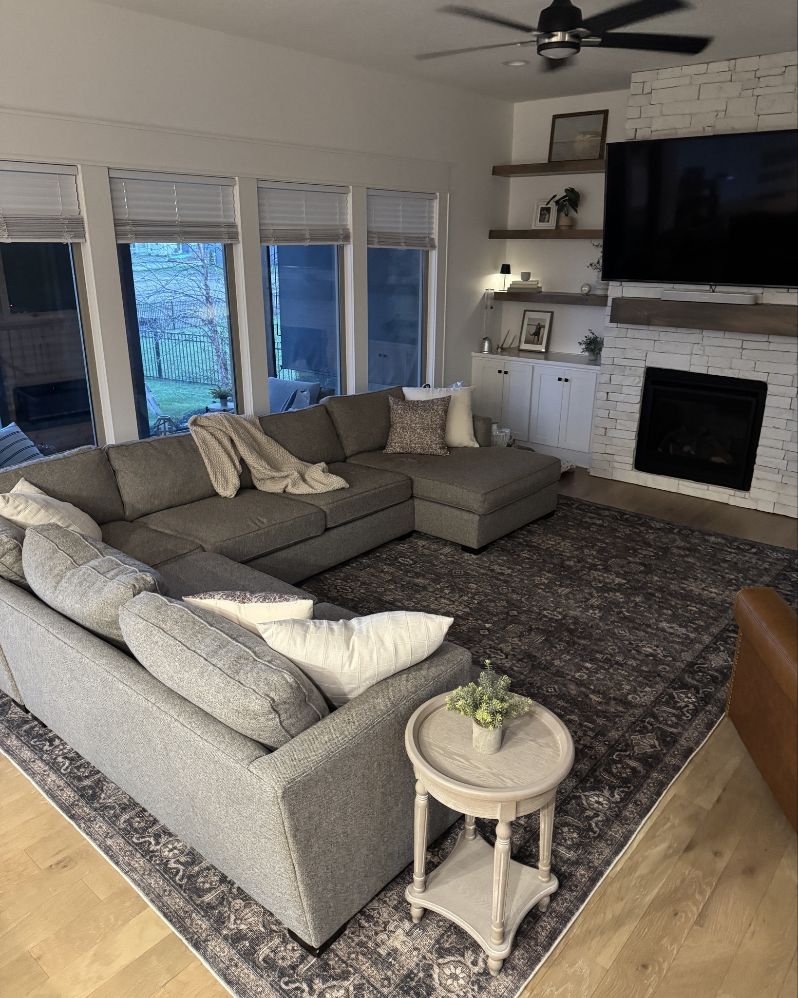 This Amazon area rug is so good! 10x14 size is really r reasonably priced and so soft and cozy and washable! 

Amazon home / home decor 


#LTKHome