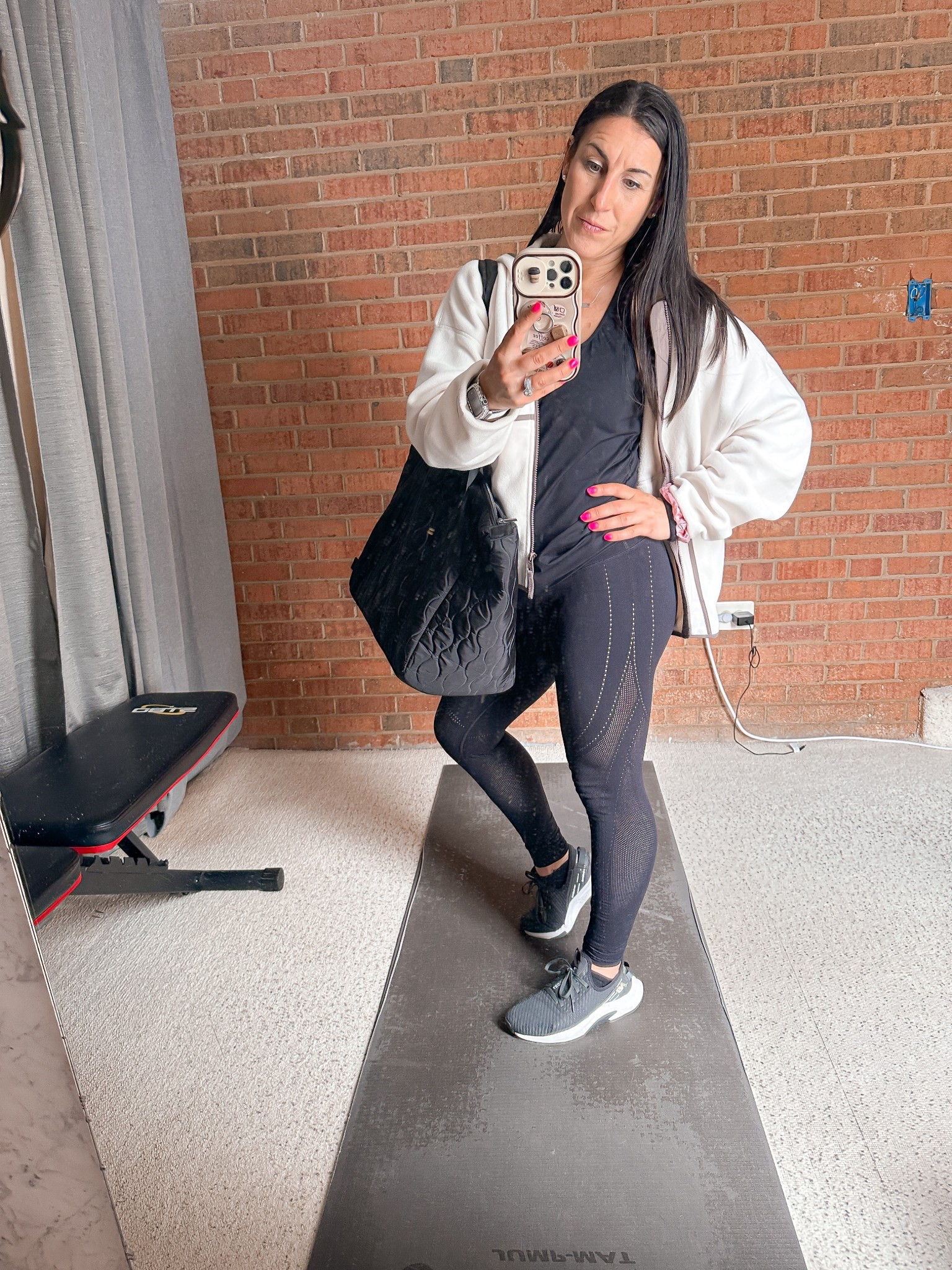 Fabletics gym fit 

#LTKActive #LTKOver40 #LTKootd