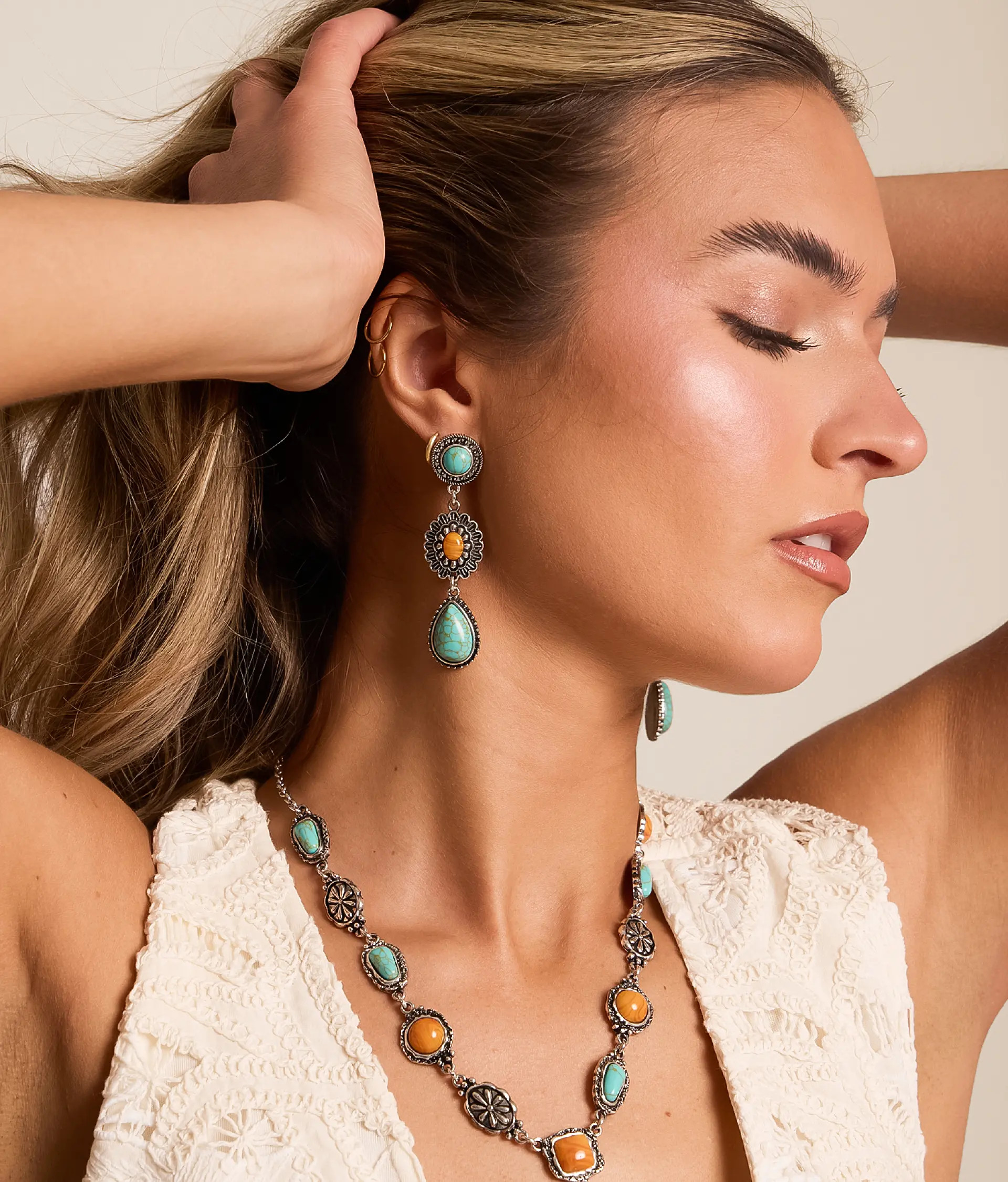 Stone Earring | Buckle