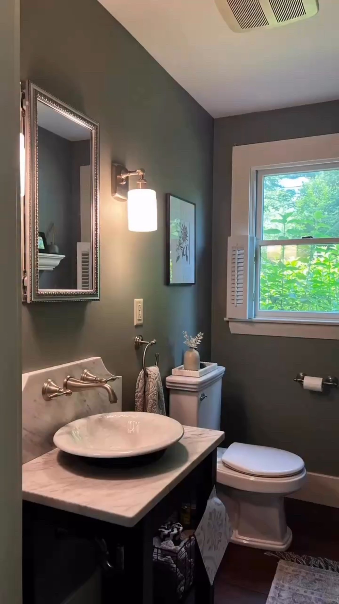 All paths keep leading me to wallpapering the ceiling! Should I?! What would you do?
Loving the premium peel & stick samples @paintedpapery sent so l could see exactly which wallpaper I should pick and where I should put it!
Thinking of trying your hand at wallpapering? Use our code: KARI15
#thisoldhouse #wallpaper #wallpaperonceiling #guestbathroom #wouldyoudoit #ithinkimgonna #newenglandliving

#LTKStyleTip #LTKHome #LTKFamily