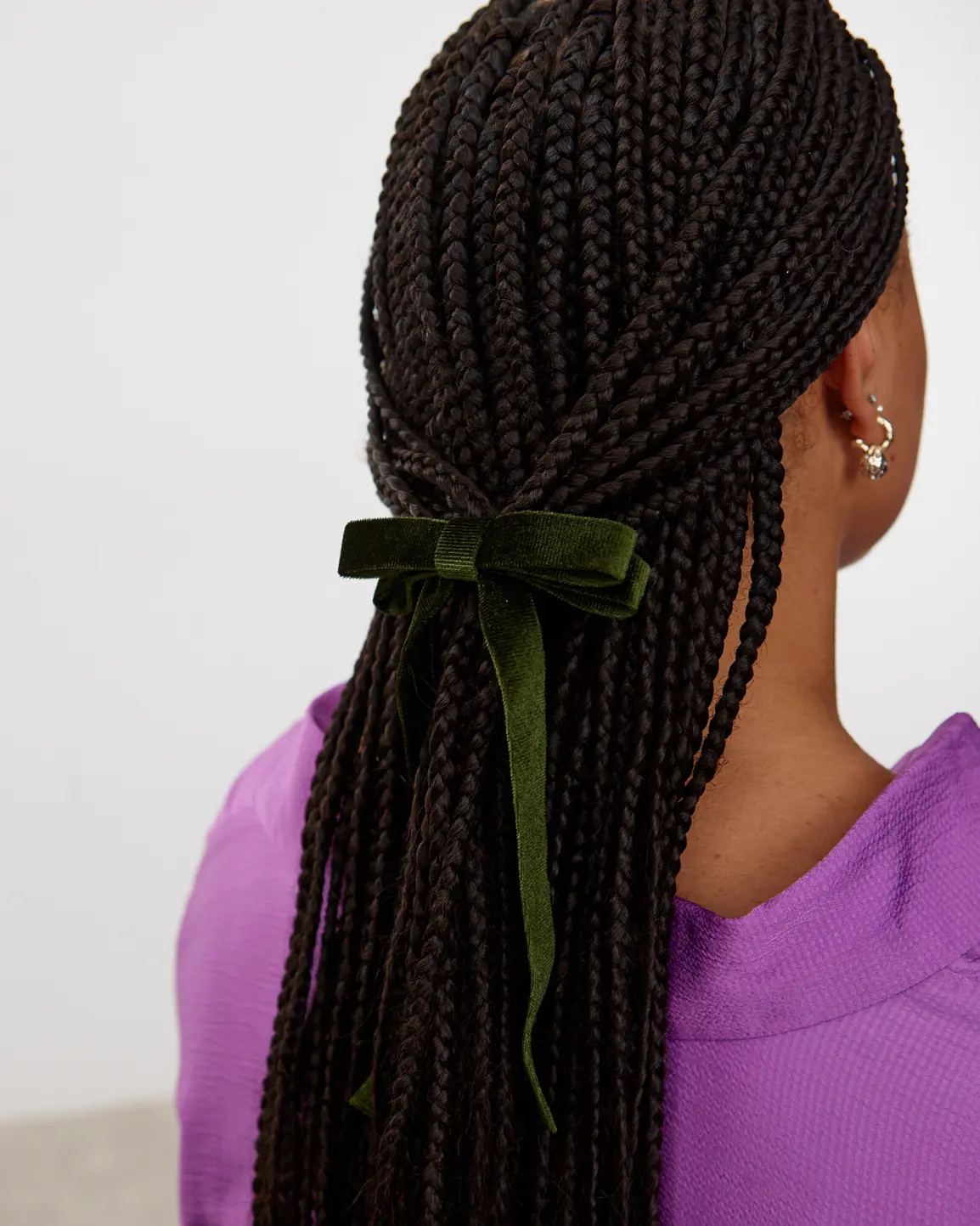 Stefanie Green Velvet Bow Elastic Hair Tie | Oliver Bonas (Global)