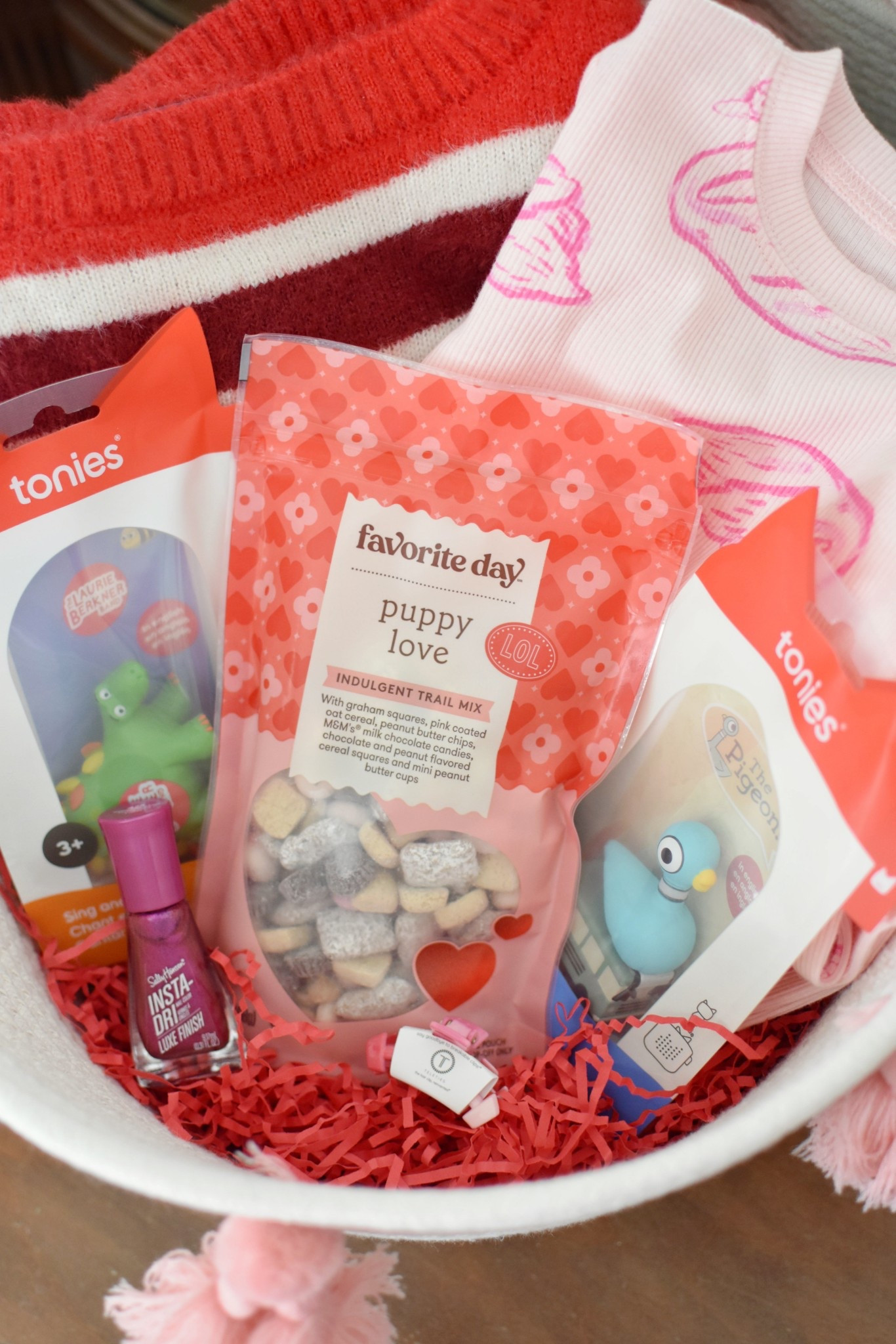 The sweetest Valentine’s basket for my babies!🎀

#LTKValentine #LTKmomlife #LTKKids