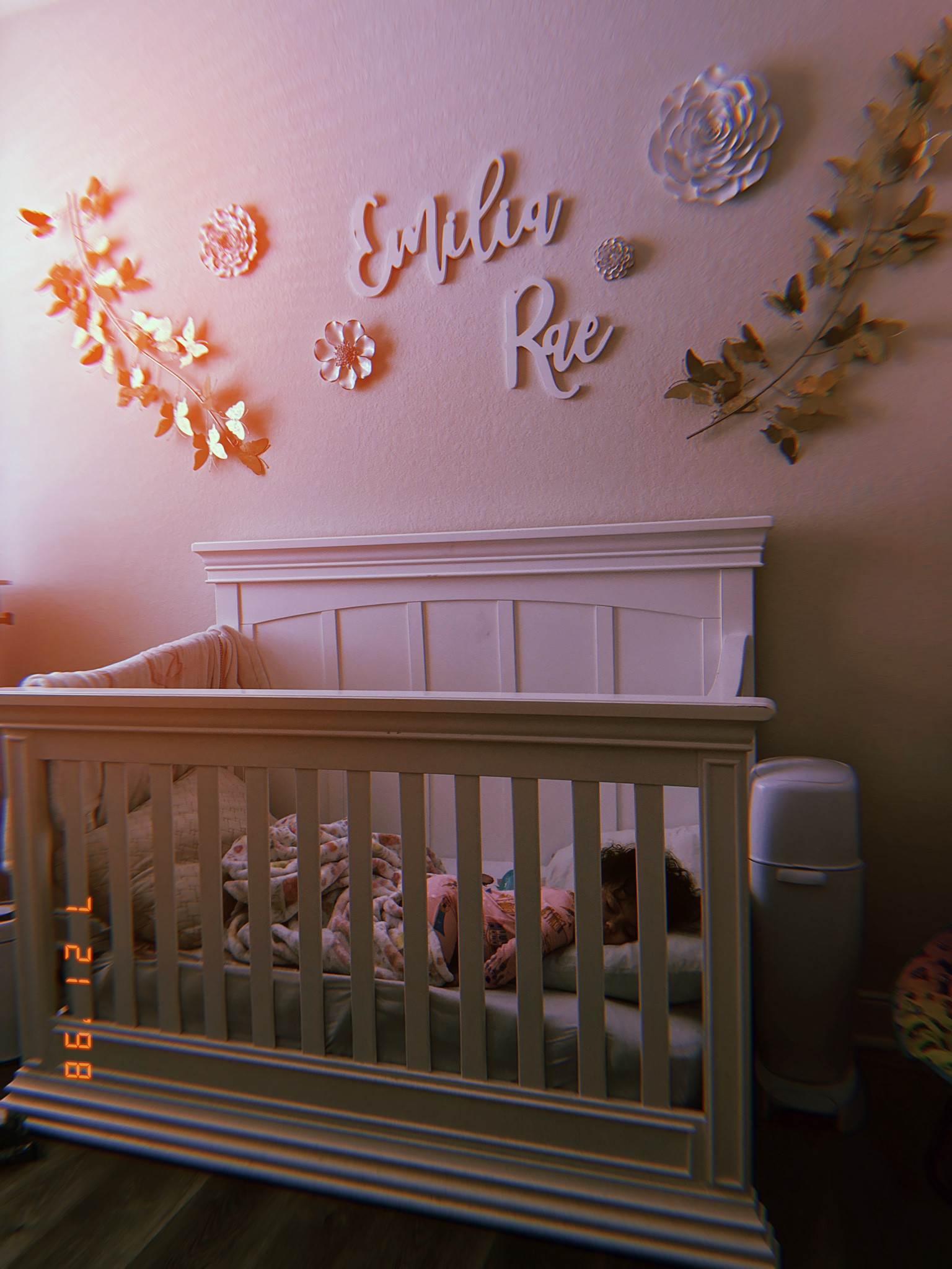 My favorite part in the morning… her room makes my heart happy🥹🎀✨