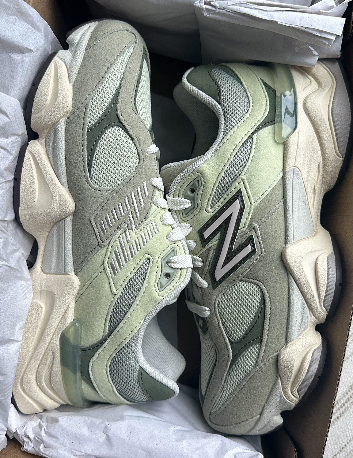 New Balance 9060. Unisex. Color:  Olivine with lichen green and dark olivine

#LTKStyleTip #LTKFitness #LTKShoeCrush