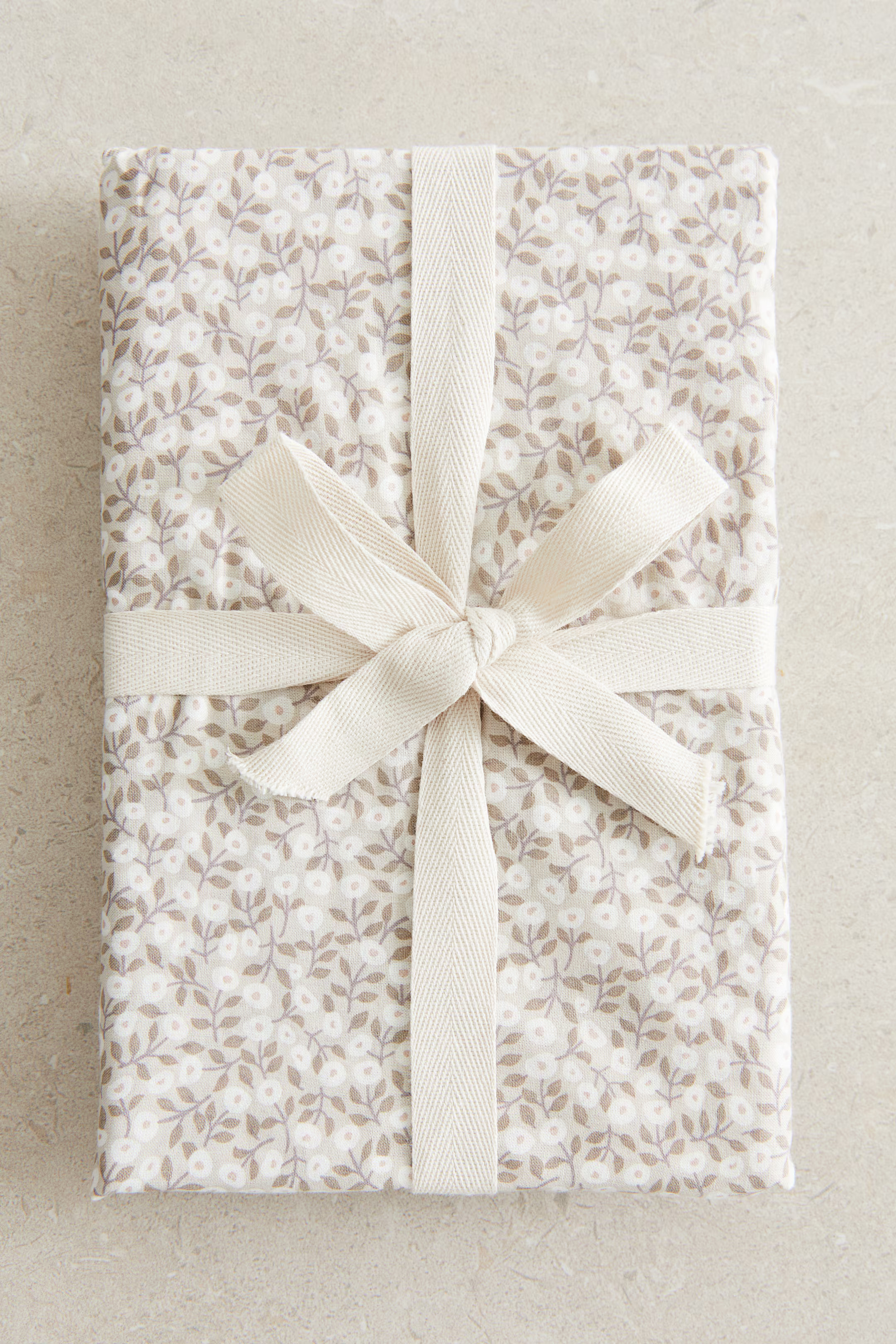 Fitted Crib Sheet | H&M (US + CA)