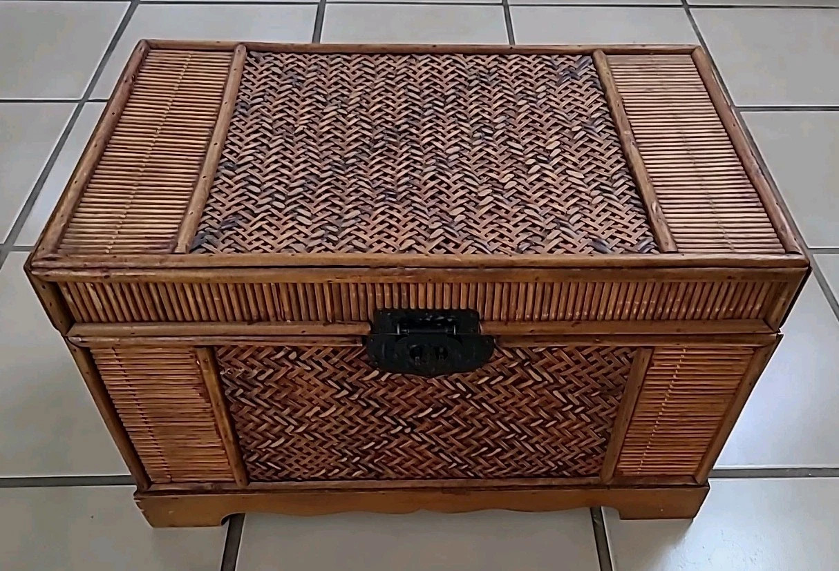 Wonderful Classic Wood/Rattan CHEST W/Latch, Clean, Elegant (e7) | eBay US