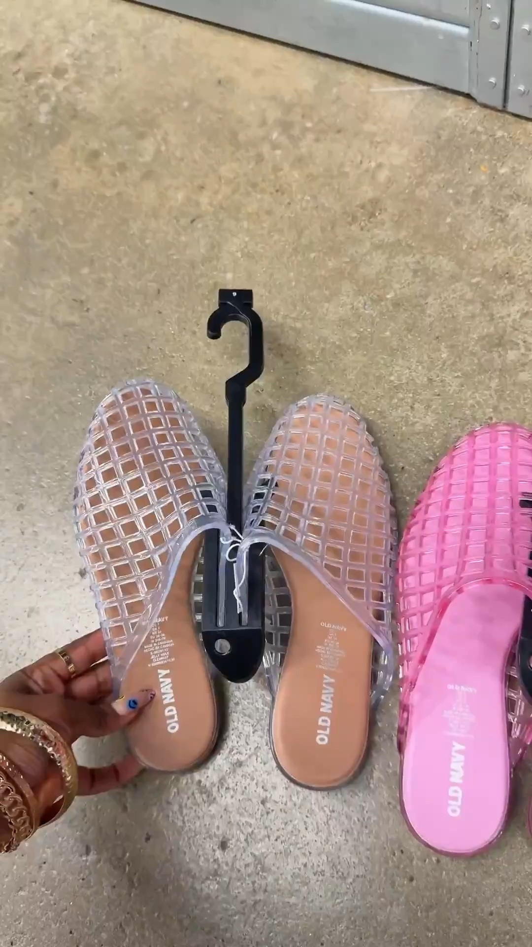 okay wait these are actually so cute 💗

the easiest throw on for spring + summer
lightweight, comfy, and that pop of color just makes the outfit

perfect for pool days, errands, or a casual brunch moment

under $30 too… I already know these won’t stay in stock

#springstyle #summeroutfits #casuallooks #colorpop #affordablefashion #everydaystyle


#LTKSeasonal #LTKootd #LTKgrwm